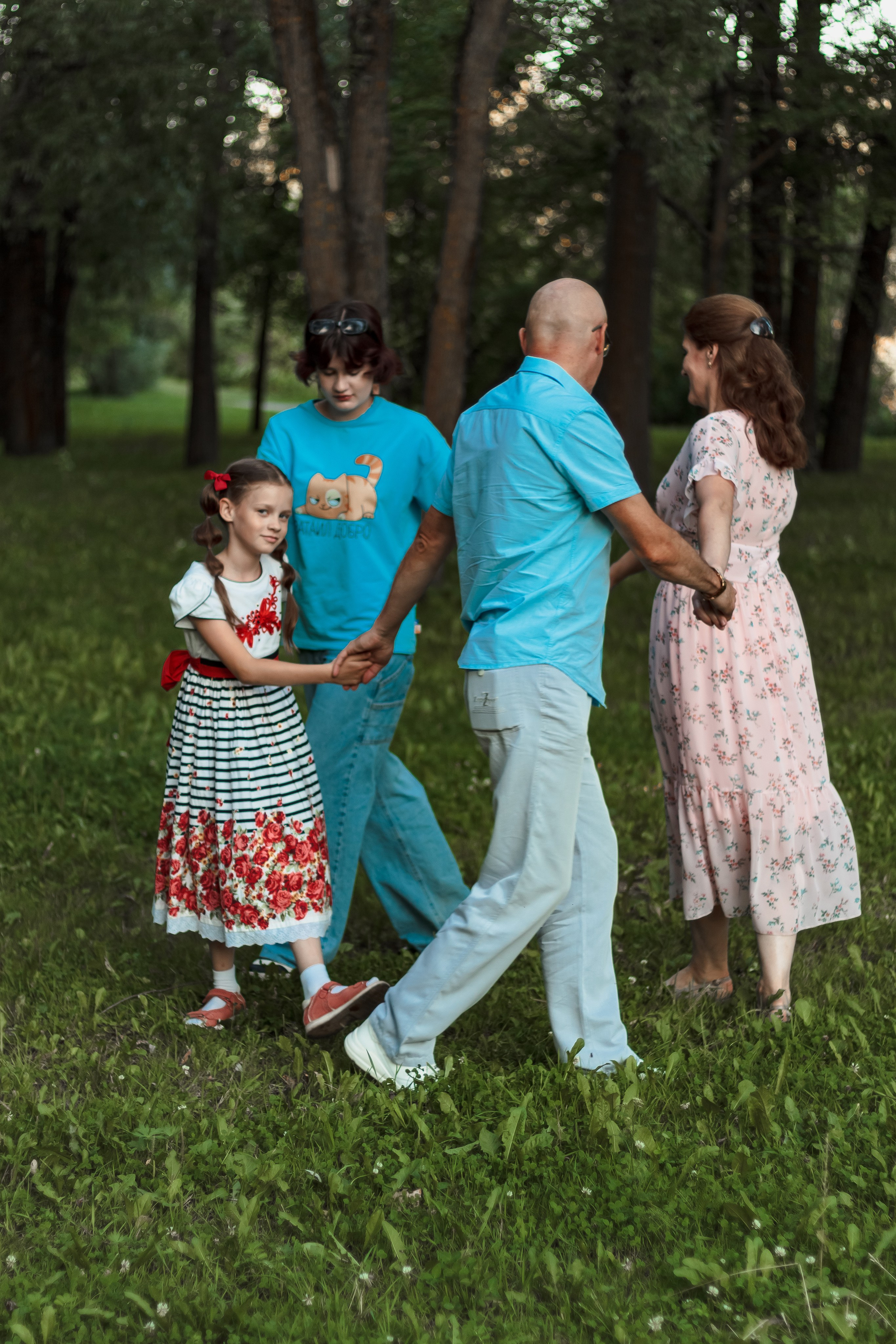 Семейная прогулка по Пскову. Фотограф Елена Зиновьева