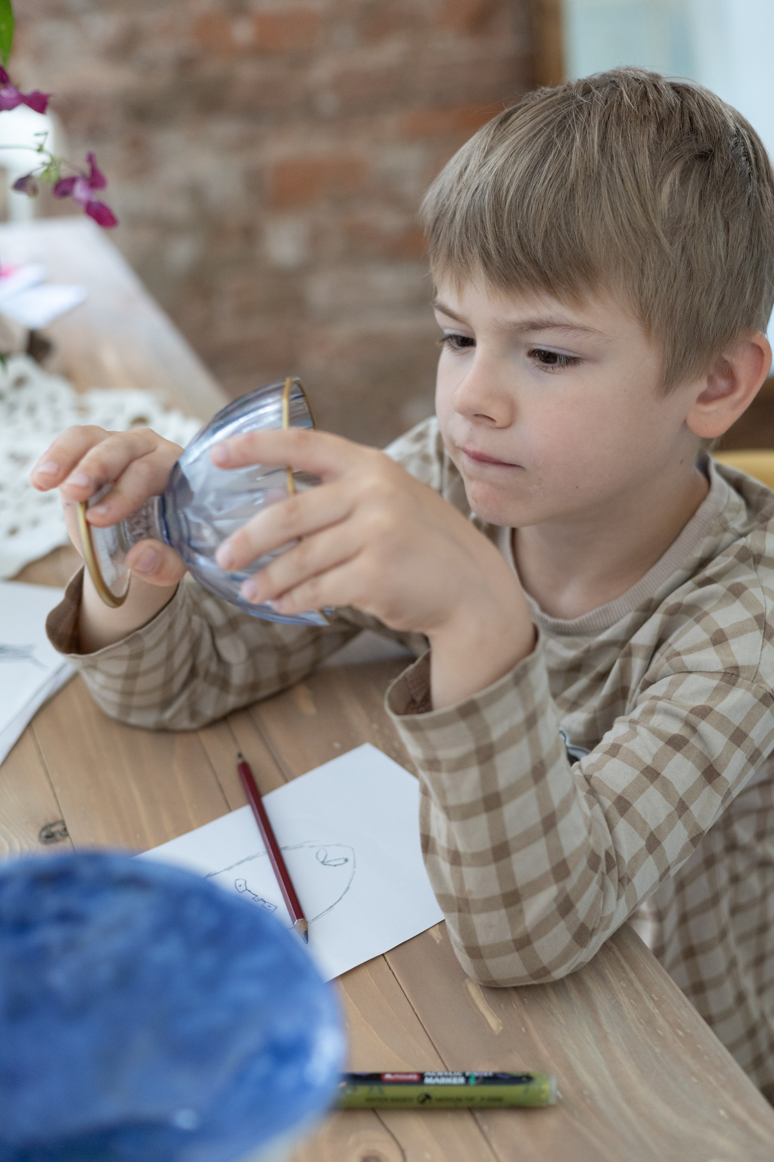 Вера и дети в мастерской. Портрет художника. Марина Лавинская Фотограф из Москвы