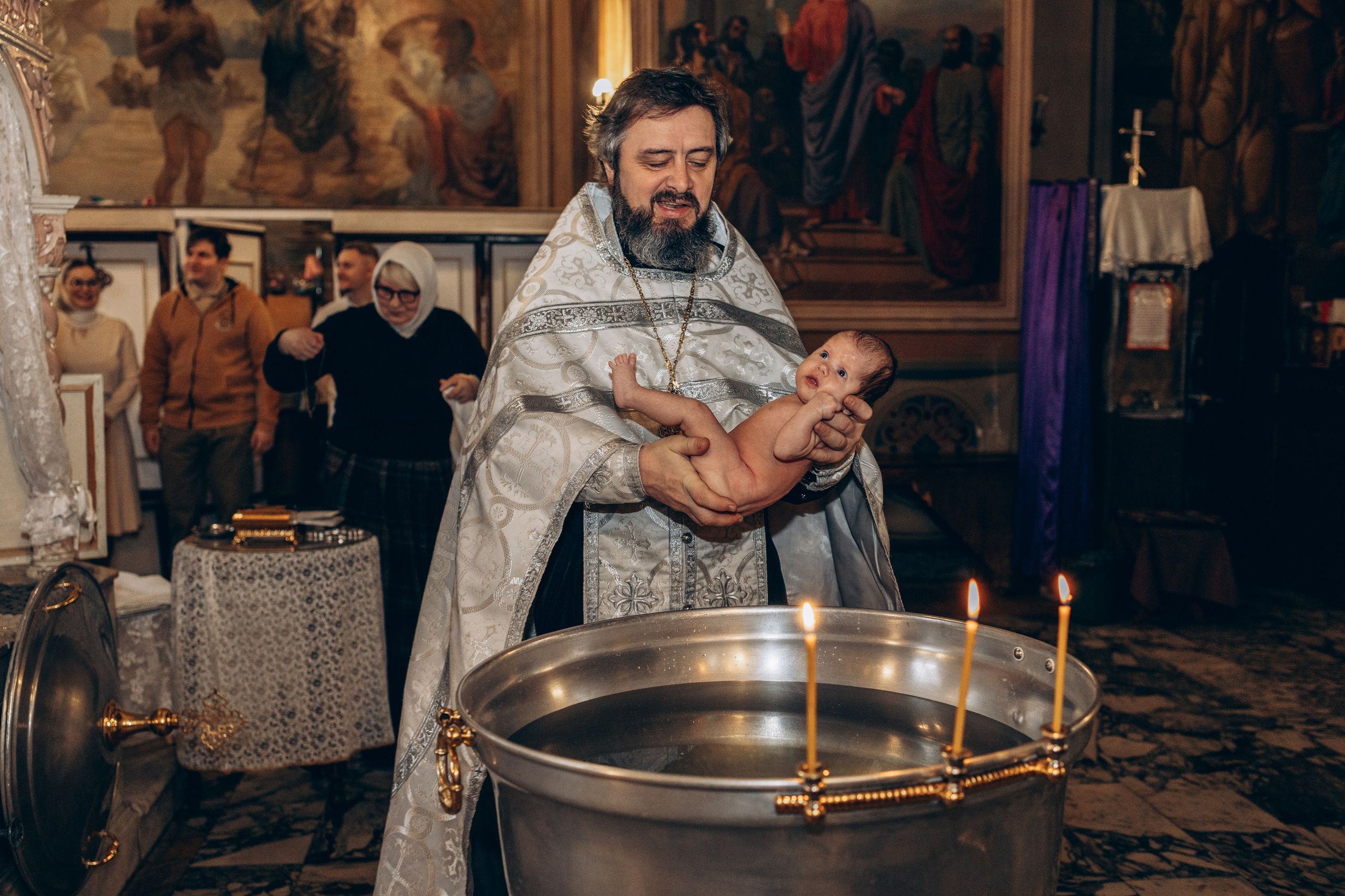 Крещение в Храме Воскресения Словущего в Даниловской Слободе. Главная