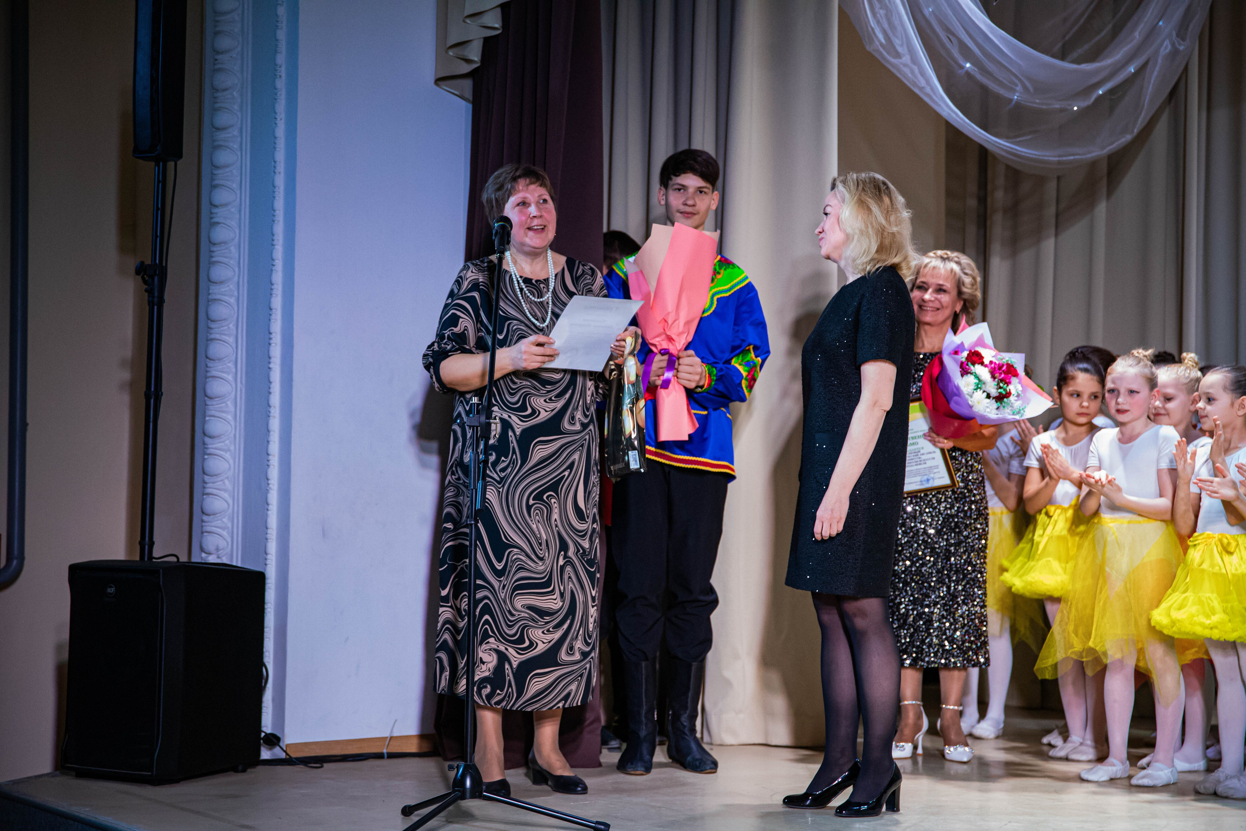 «Конфетти» Юбилейный концерт «Твори Добро». Фотограф Дарья Маташкова