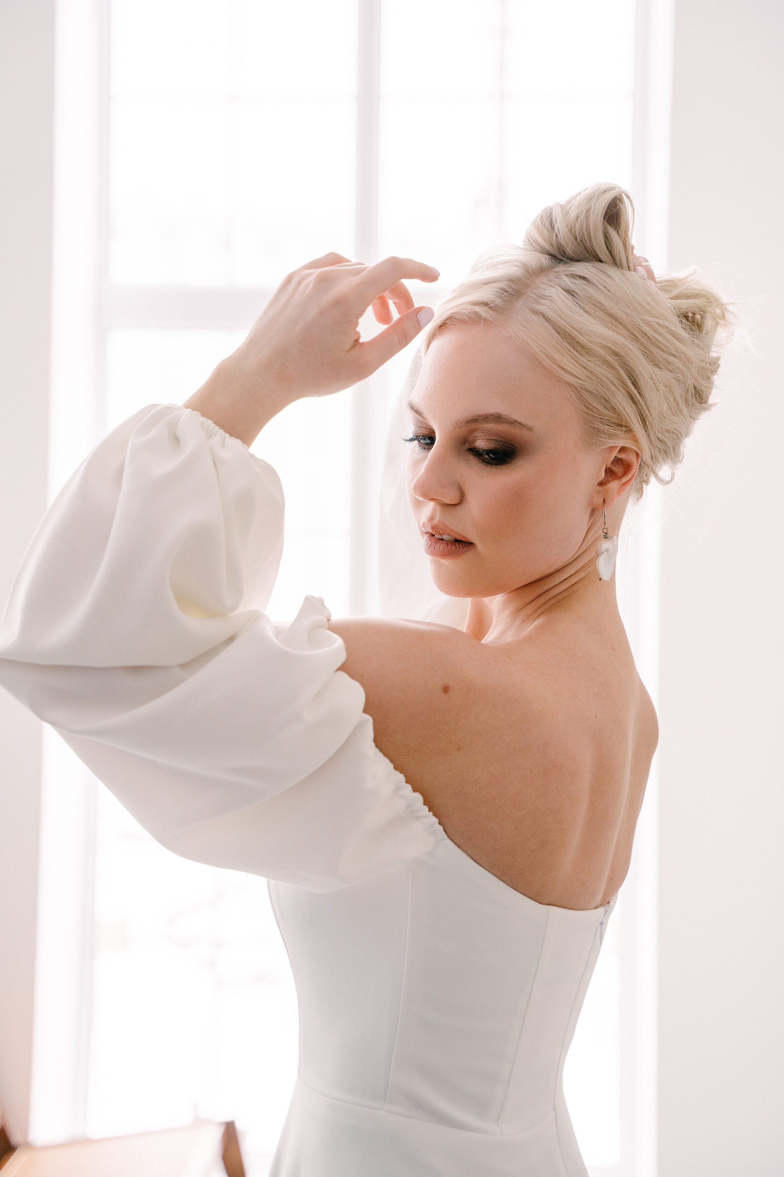 Свадебная фотосессия молодоженов в фотостудии. Свадебный и семейный фотограф из Воронежа|Москвы Бубнова Екатерина