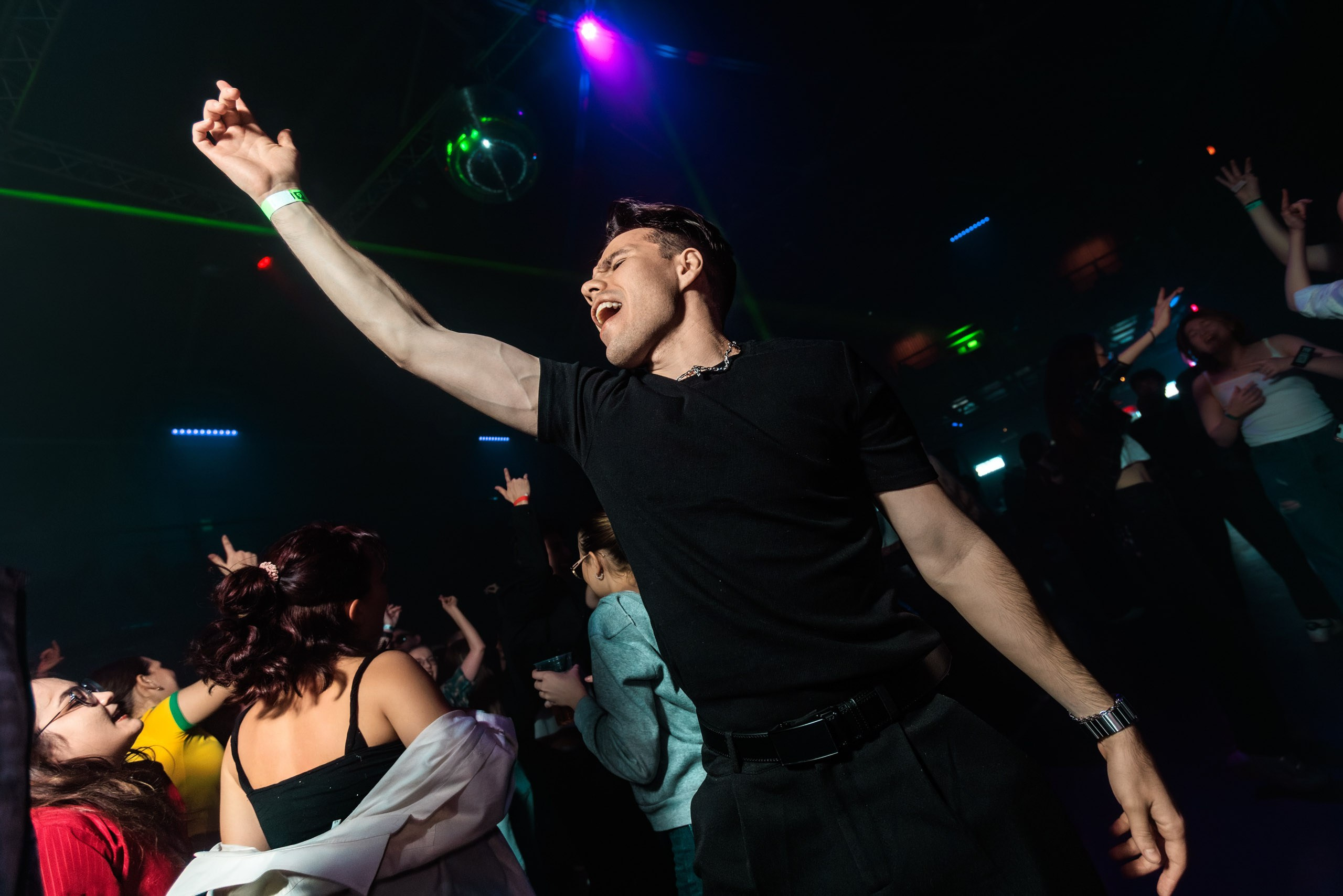 Zodiac party. Репортажный фотограф Екатеринбург | Яркий, качественный репортаж | Концерты, клубы, репортаж, праздники, корпоративы