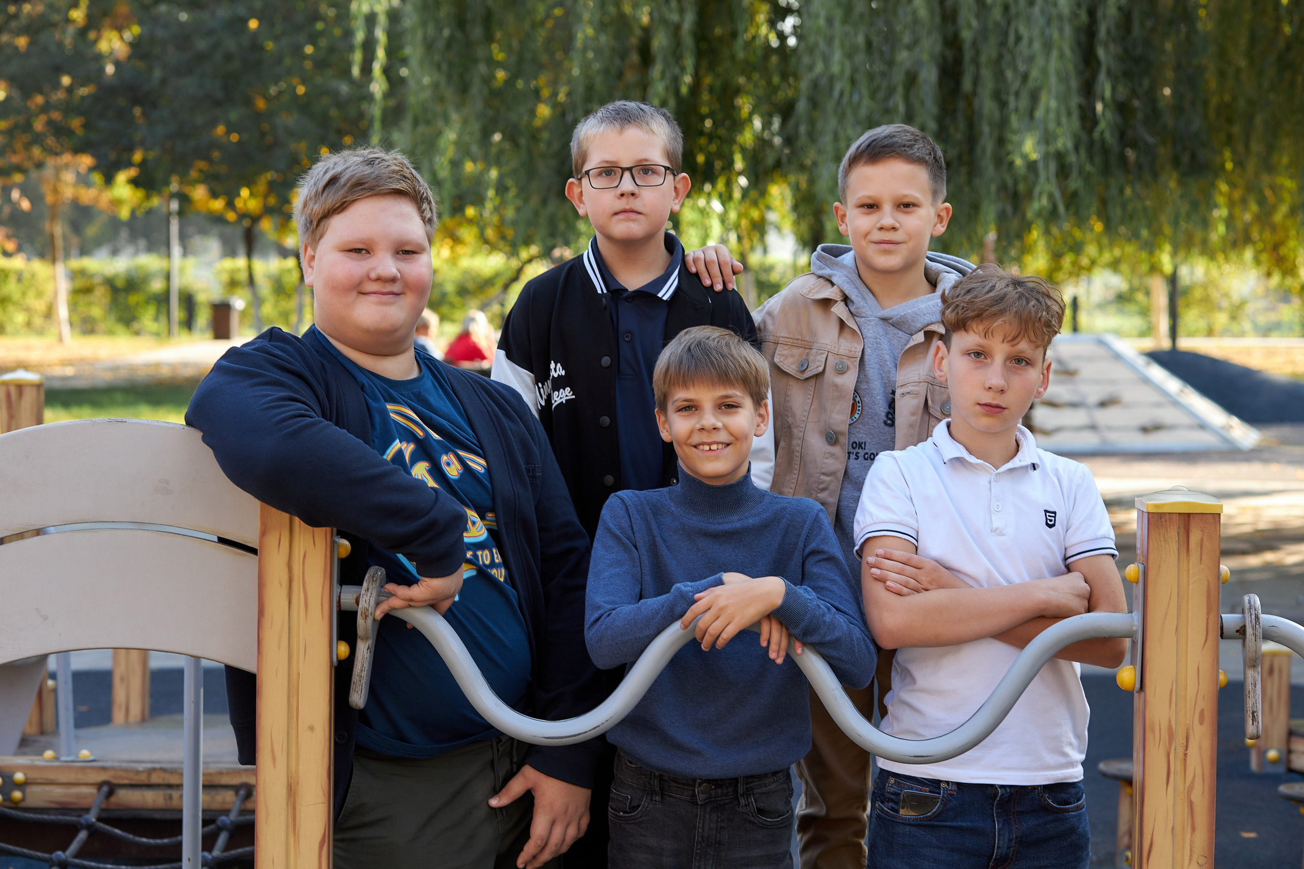 Для средней школы. Школьный фотограф Леонова Наталия