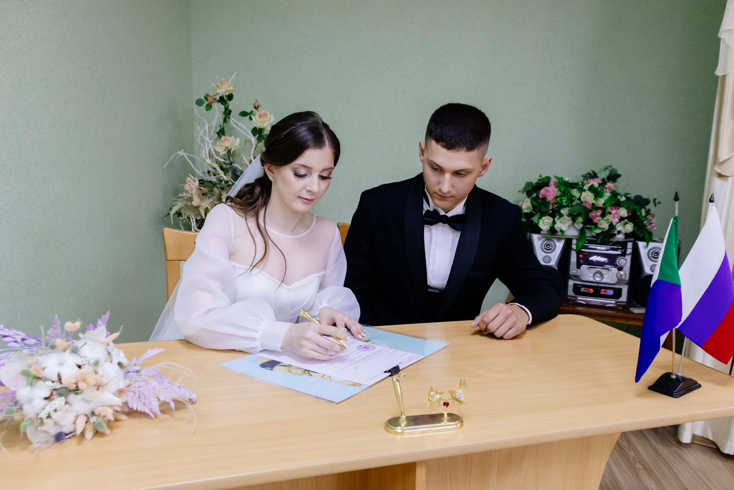 Свадебная фотосессия Александра и Анастасии. Профессиональный фотограф Максим Романов в городе Хабаровске