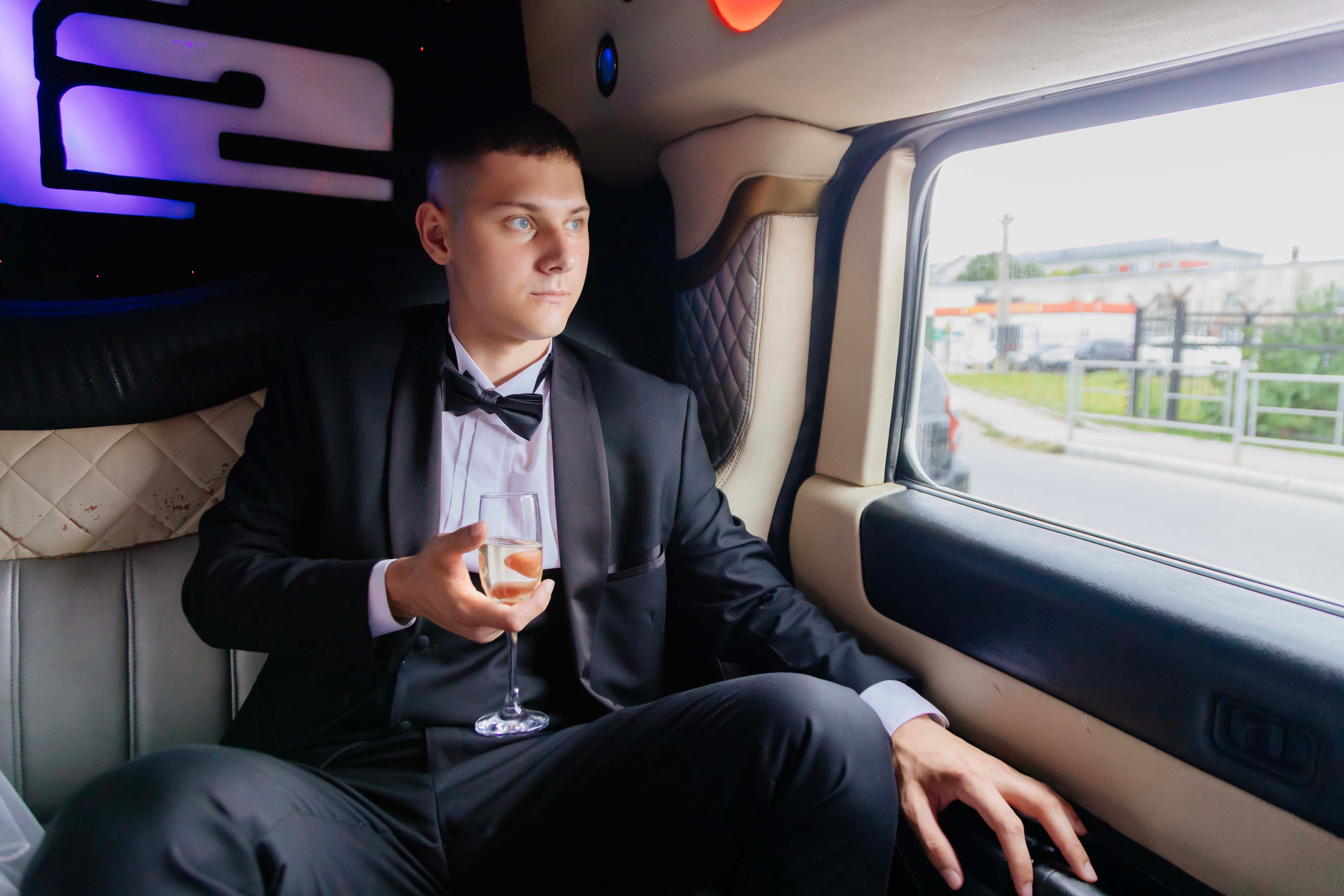 Свадебная фотосессия Александра и Анастасии. Профессиональный фотограф Максим Романов в городе Хабаровске