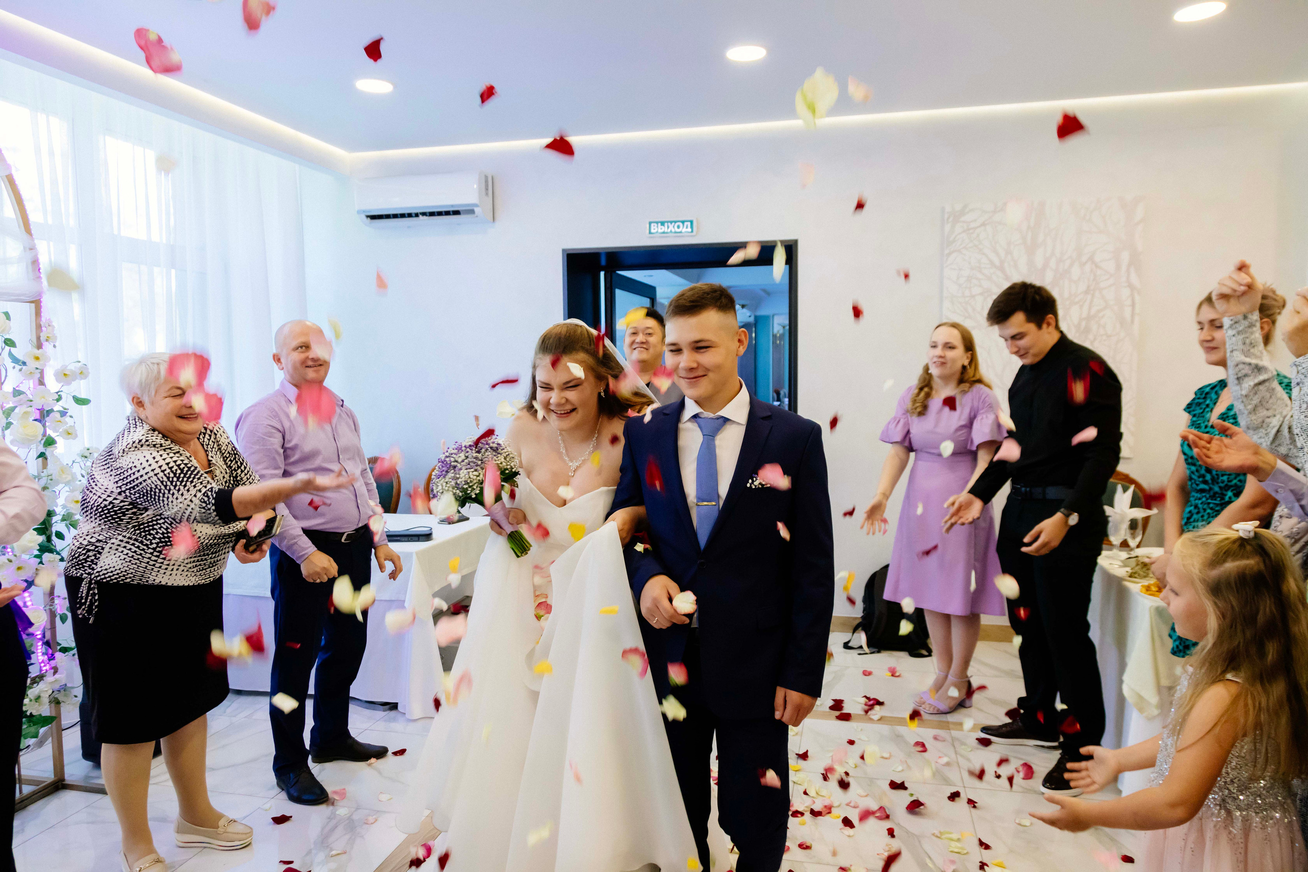 Свадебная фотосессия Лилии и Романа. Профессиональный фотограф Максим Романов в городе Хабаровске