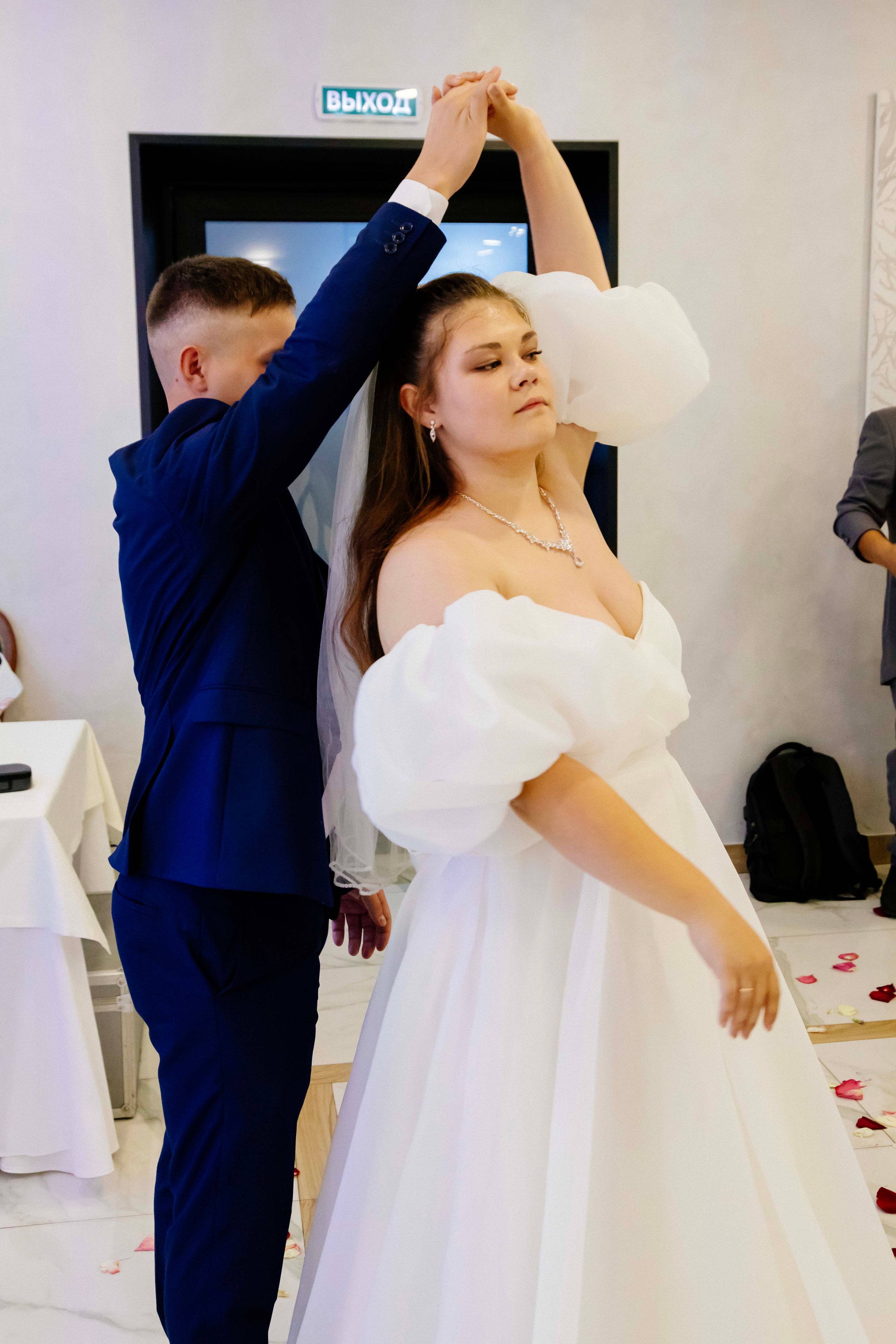 Свадебная фотосессия Лилии и Романа. Профессиональный фотограф Максим Романов в городе Хабаровске