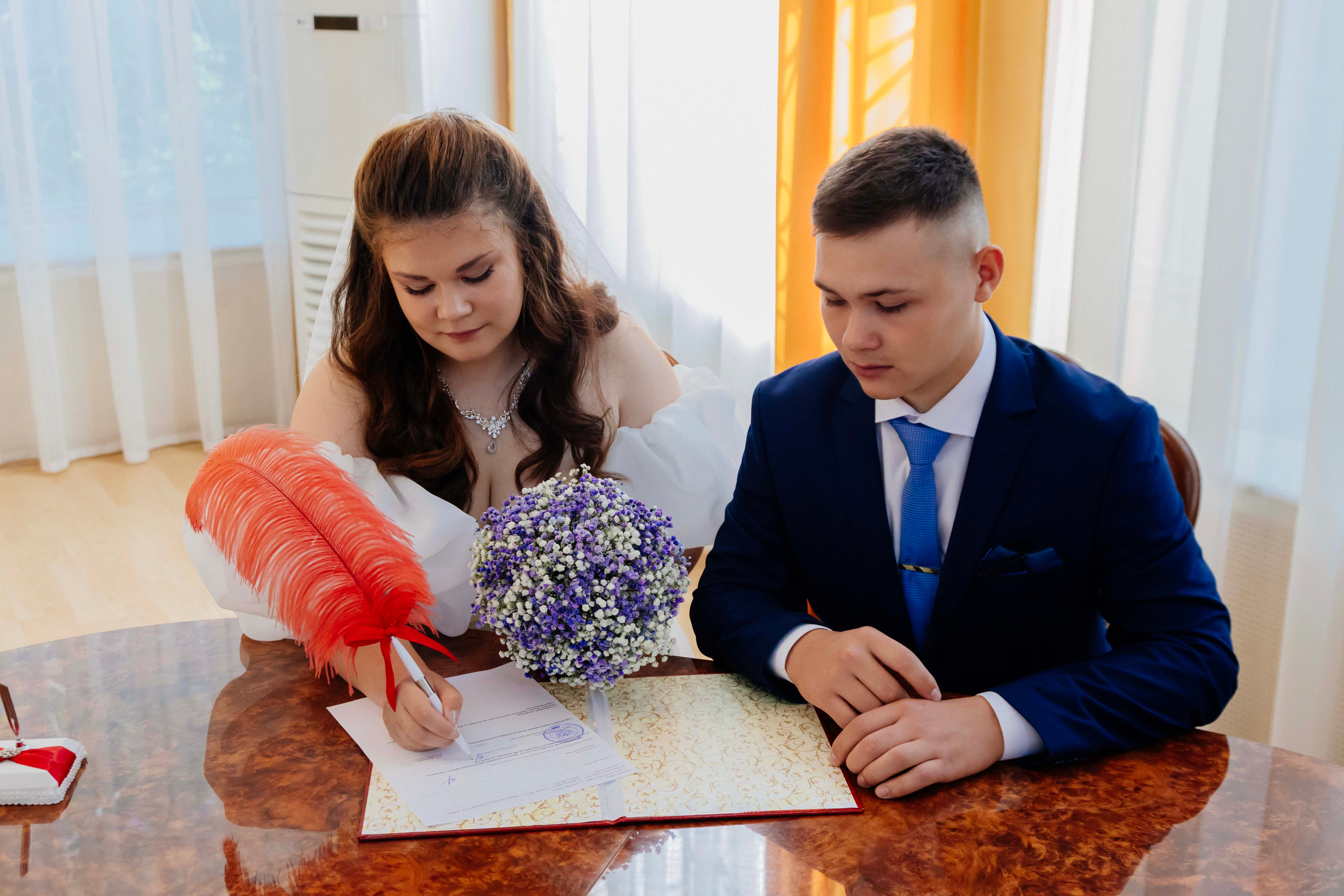 Свадебная фотосессия Лилии и Романа. Профессиональный фотограф Максим Романов в городе Хабаровске