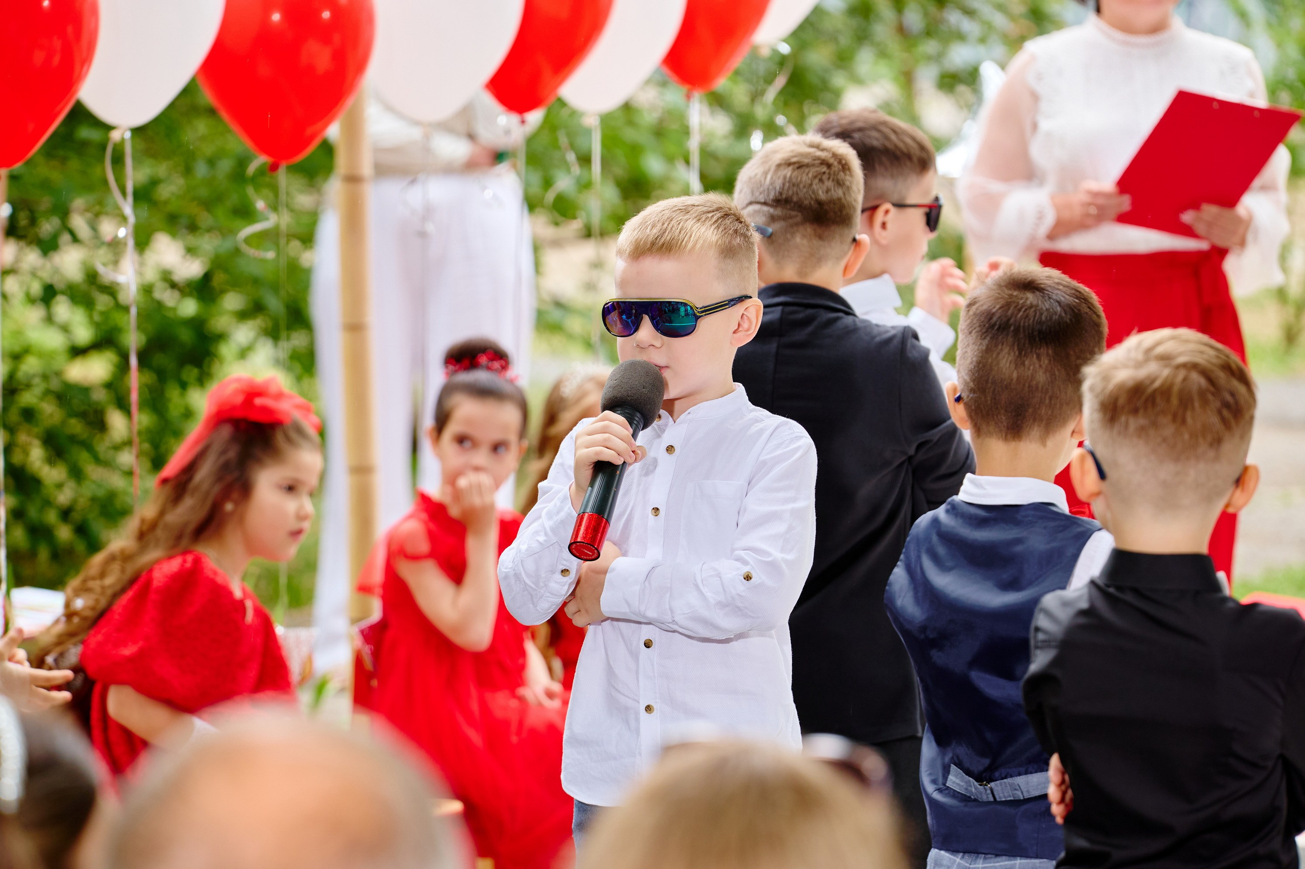 Выпускной 45 сад. Фотограф Выпускные альбомы Таганрог Сергей Коробченко