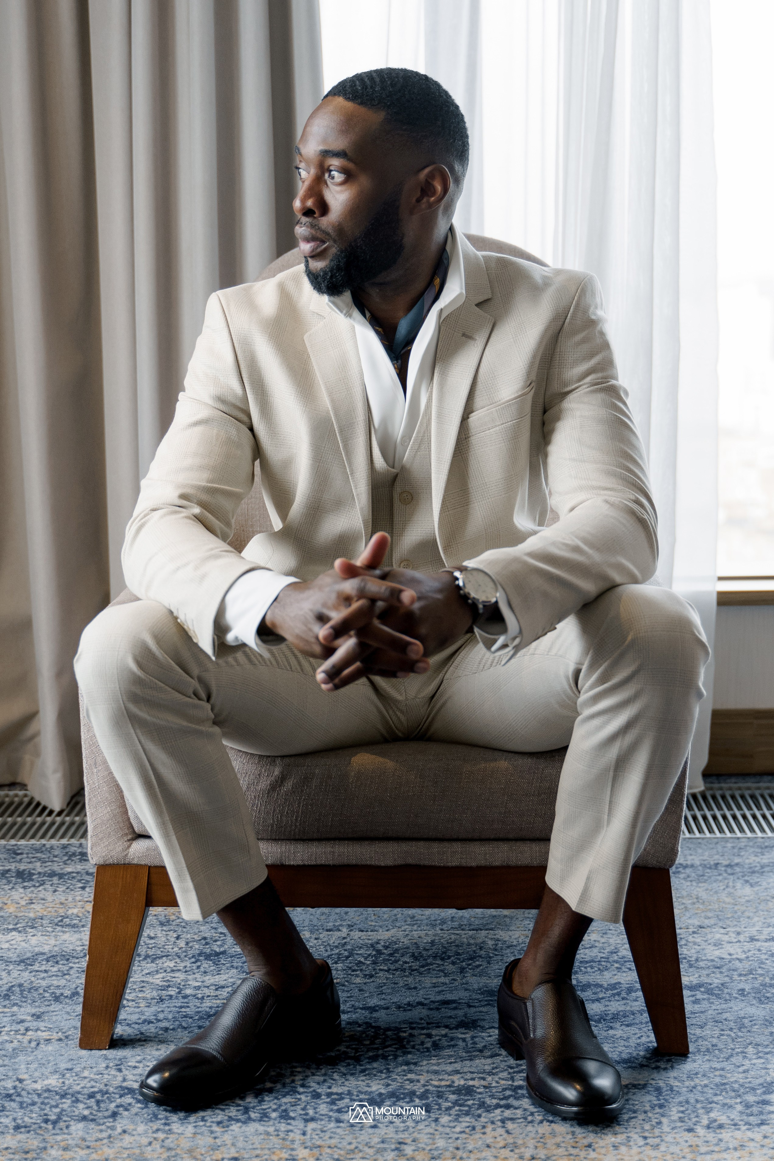 Oludola and Anastasia. Photographer based in moscow Peter Tchana