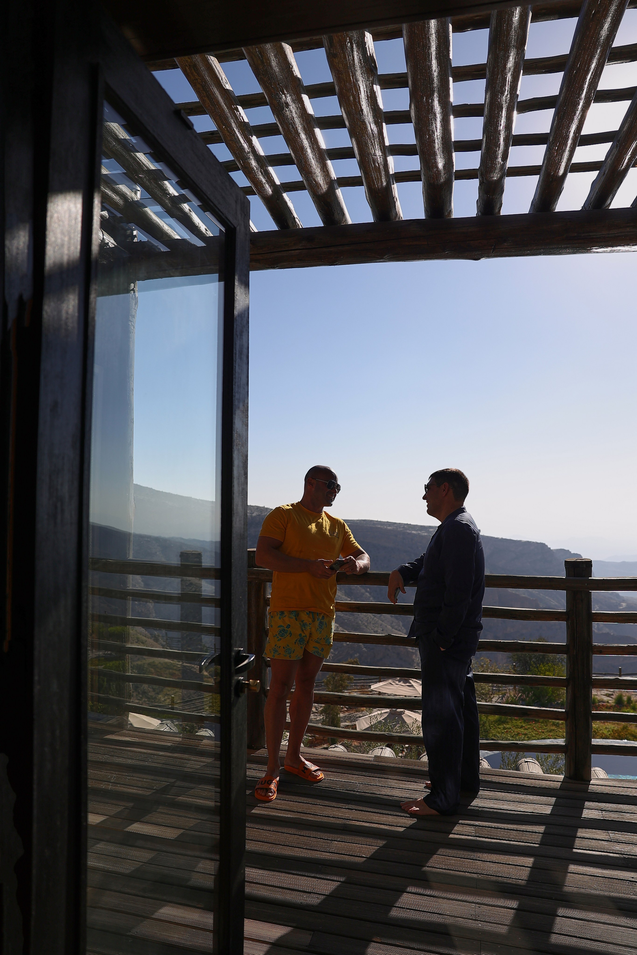 «Я хочу сжимать твои ладони, пока не наступит утро»…. Свадебный фотограф Сочи Москва Дубай Снежана Магрин