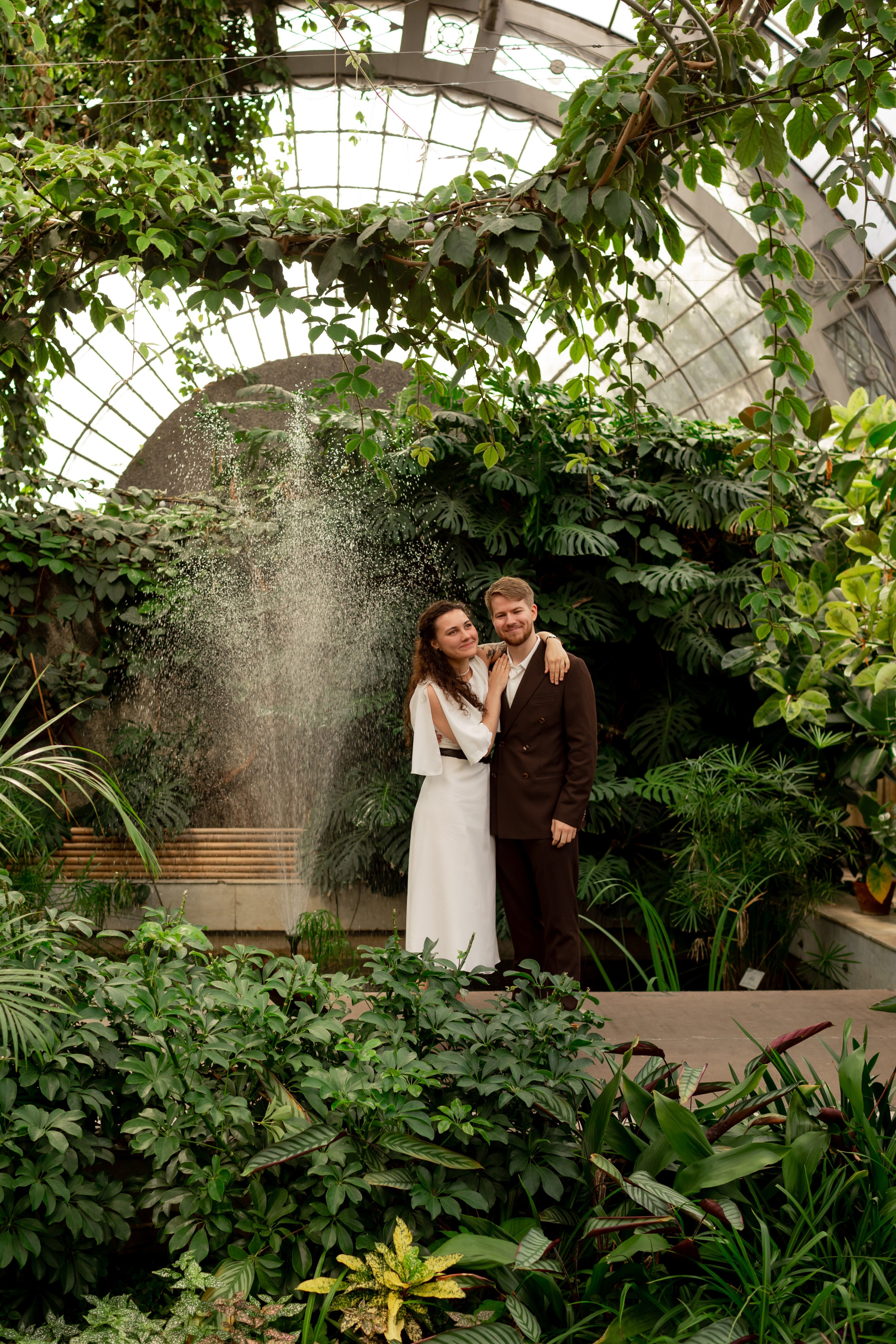 Выездная регистрация в Оранжерее Таврического сада. Свадебный фотограф Кирилл Белый