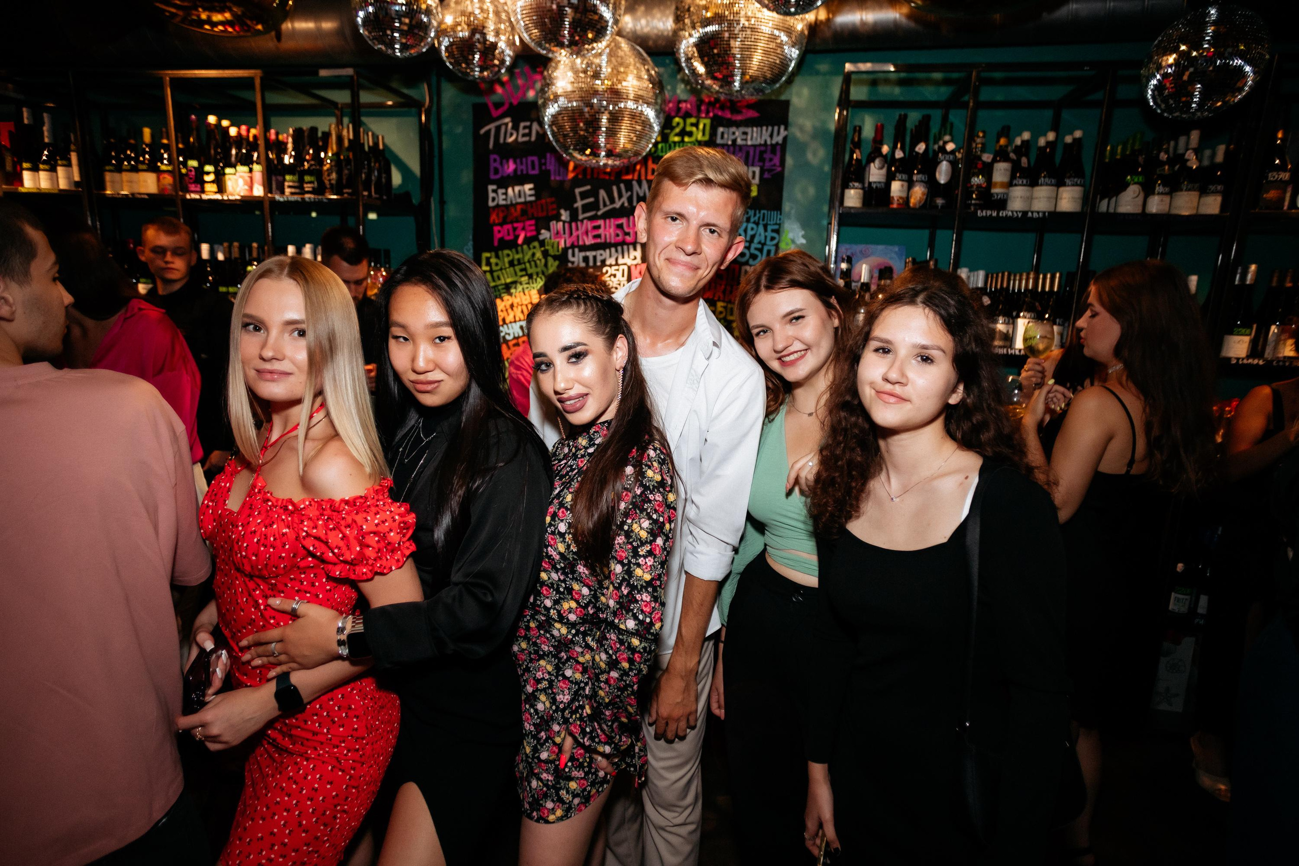 ВИНОТЕКА БАР х МАГАЗ [2 ГОДА]. СВОИ. ФОТООТЧЕТЫ-СОБЫТИЯ-МЕСТА