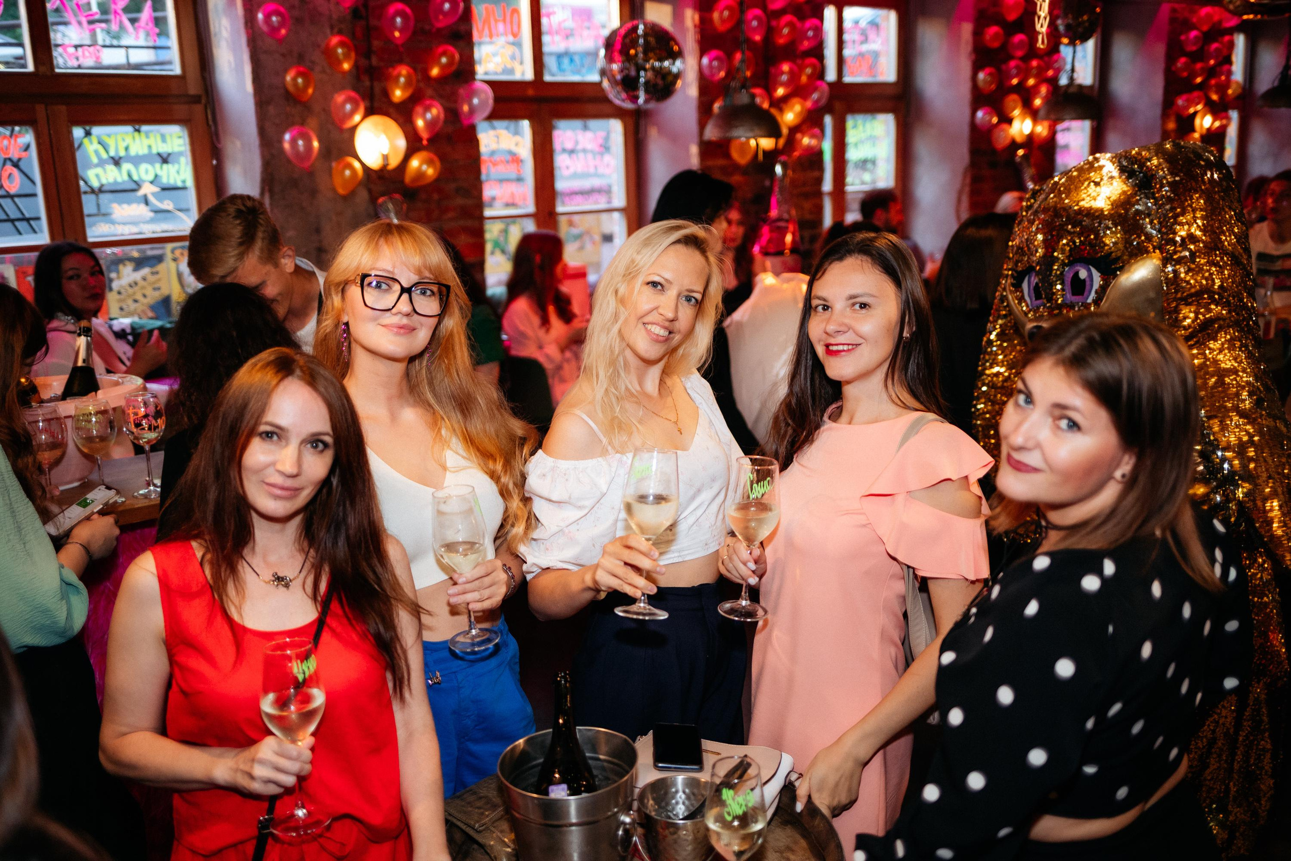 ВИНОТЕКА БАР х МАГАЗ [2 ГОДА]. СВОИ. ФОТООТЧЕТЫ-СОБЫТИЯ-МЕСТА