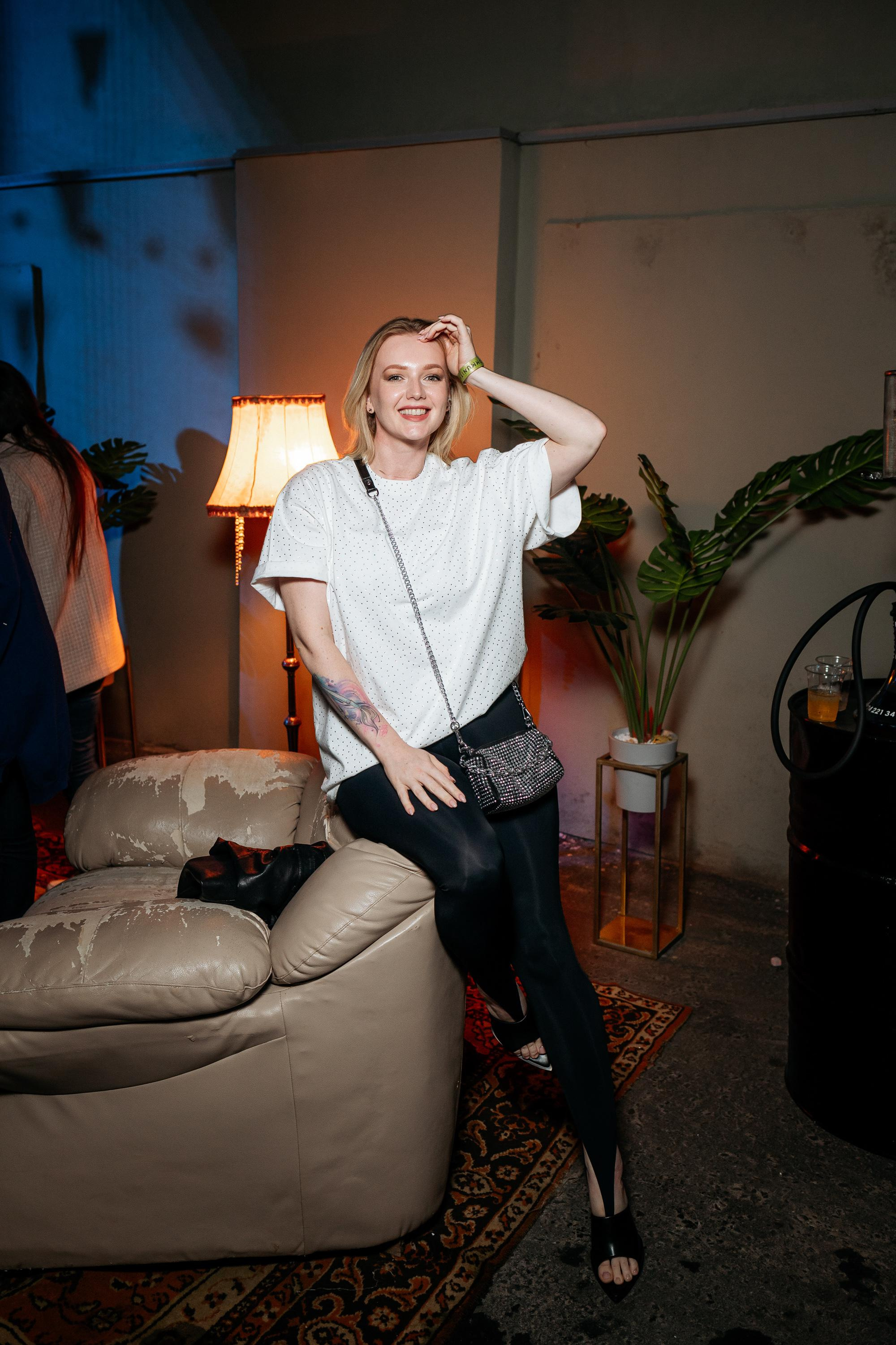 C O M M U N I T Y [ONE YEAR]. СВОИ. ФОТООТЧЕТЫ-СОБЫТИЯ-МЕСТА