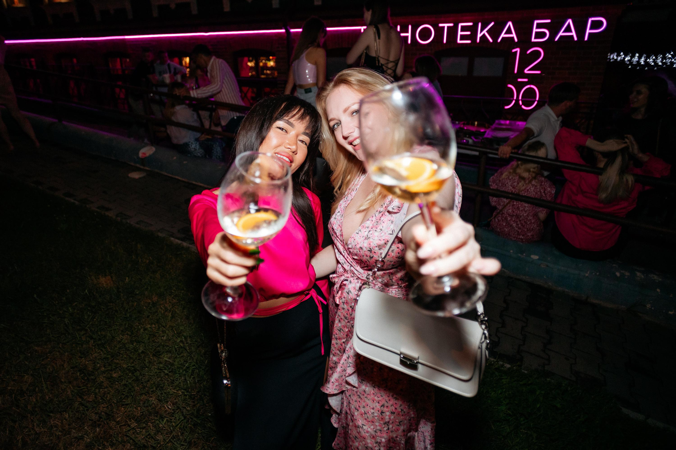 ВИНОТЕКА БАР х МАГАЗ [2 ГОДА]. СВОИ. ФОТООТЧЕТЫ-СОБЫТИЯ-МЕСТА