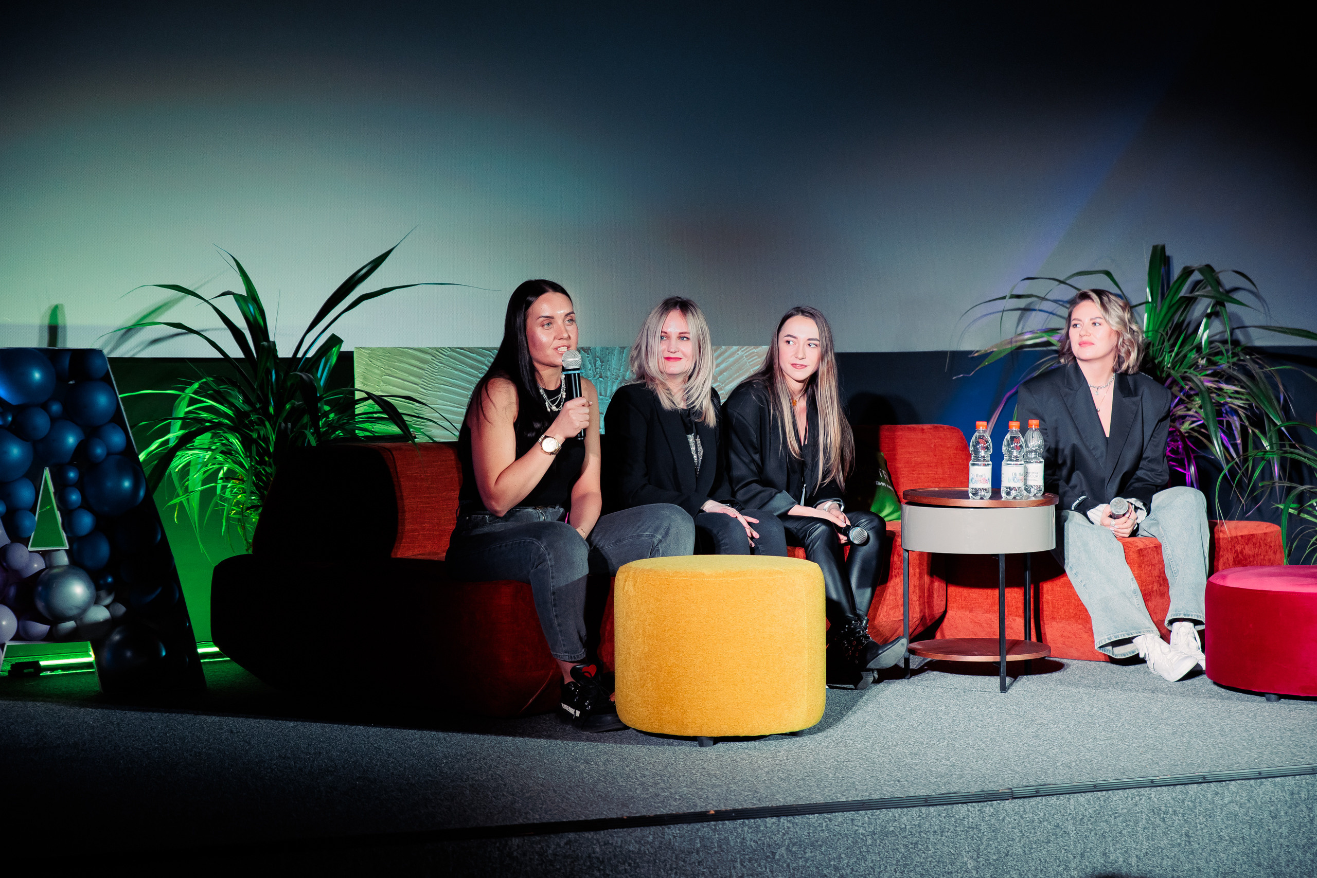 КОНФА. СВОИ. ФОТООТЧЕТЫ-СОБЫТИЯ-МЕСТА