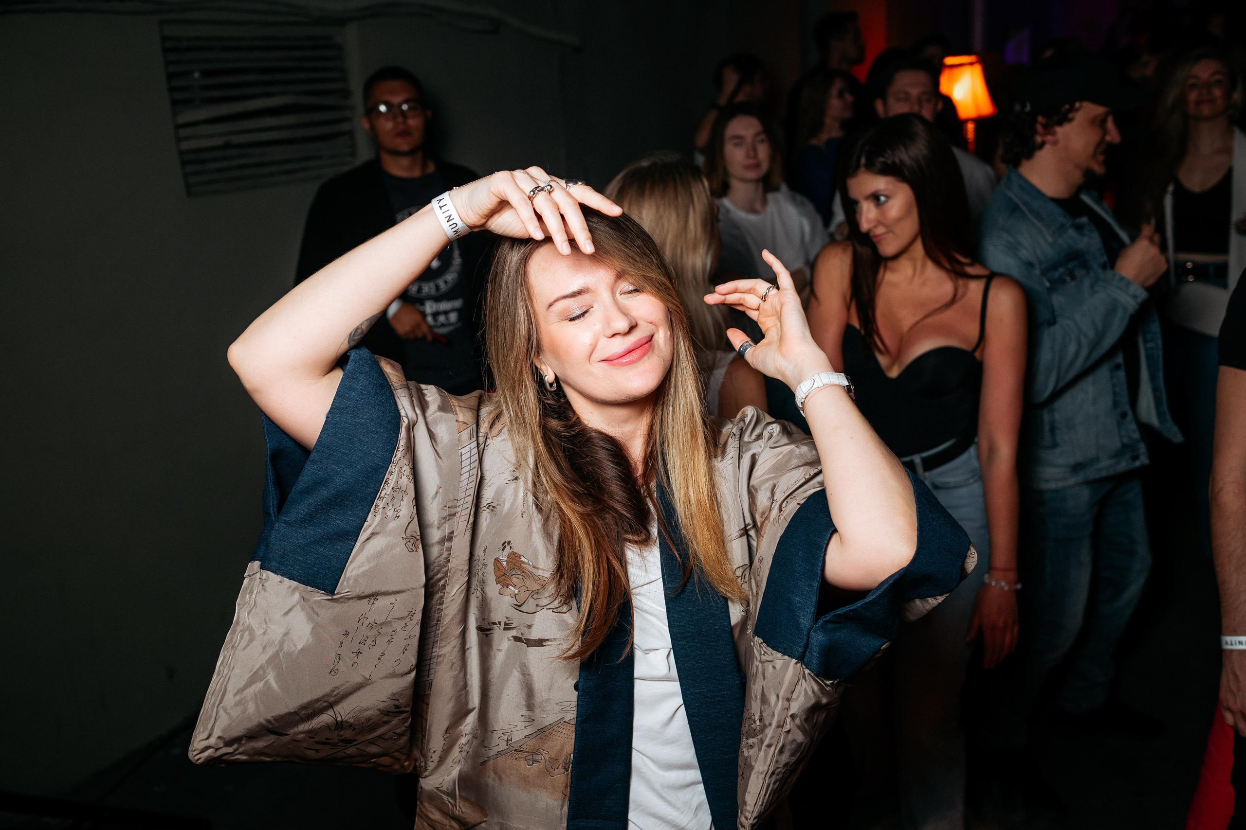 C O M M U N I T Y [ONE YEAR]. СВОИ. ФОТООТЧЕТЫ-СОБЫТИЯ-МЕСТА