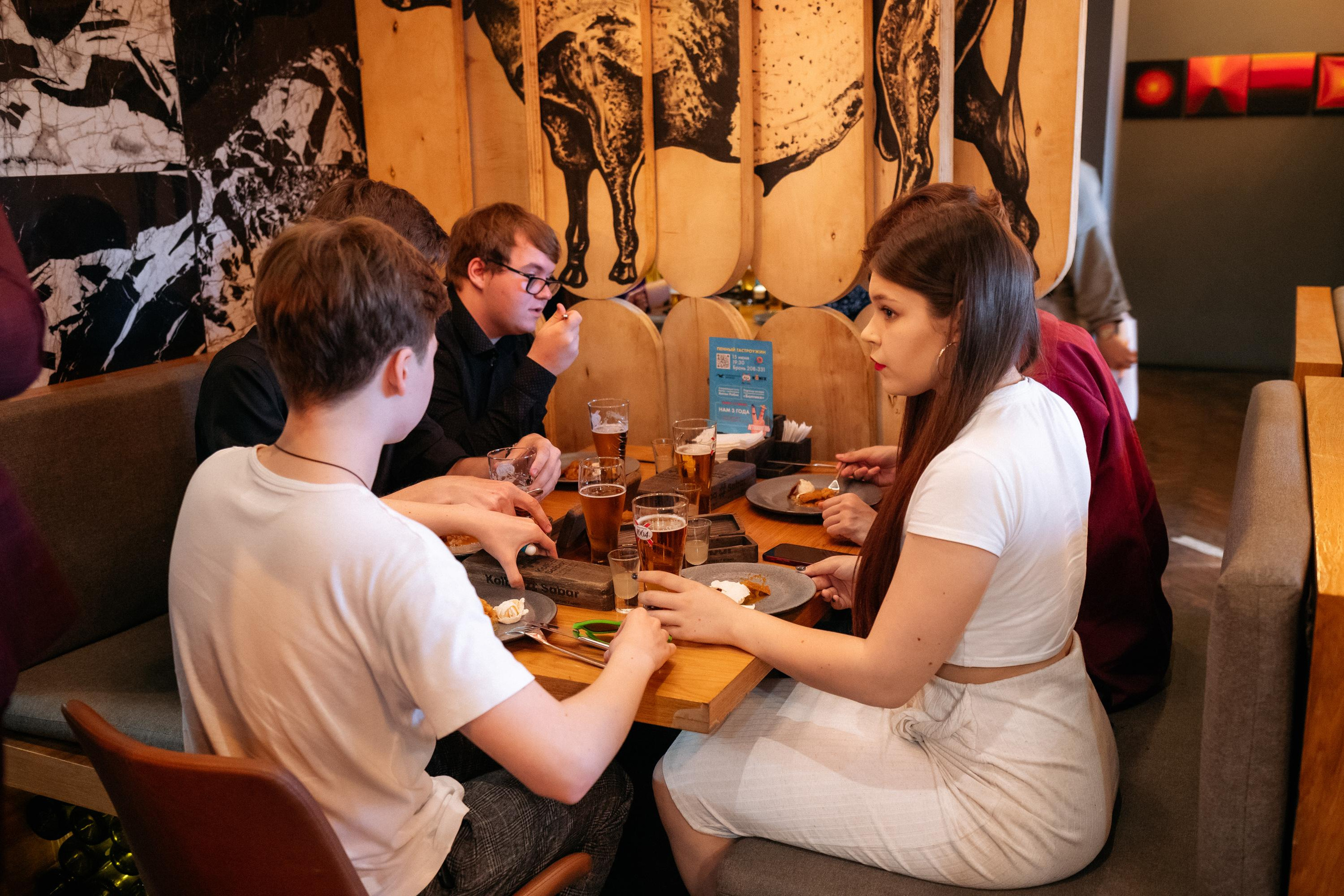 ПЕННЫЙ ГАСТРОУЖИН. СВОИ. ФОТООТЧЕТЫ-СОБЫТИЯ-МЕСТА