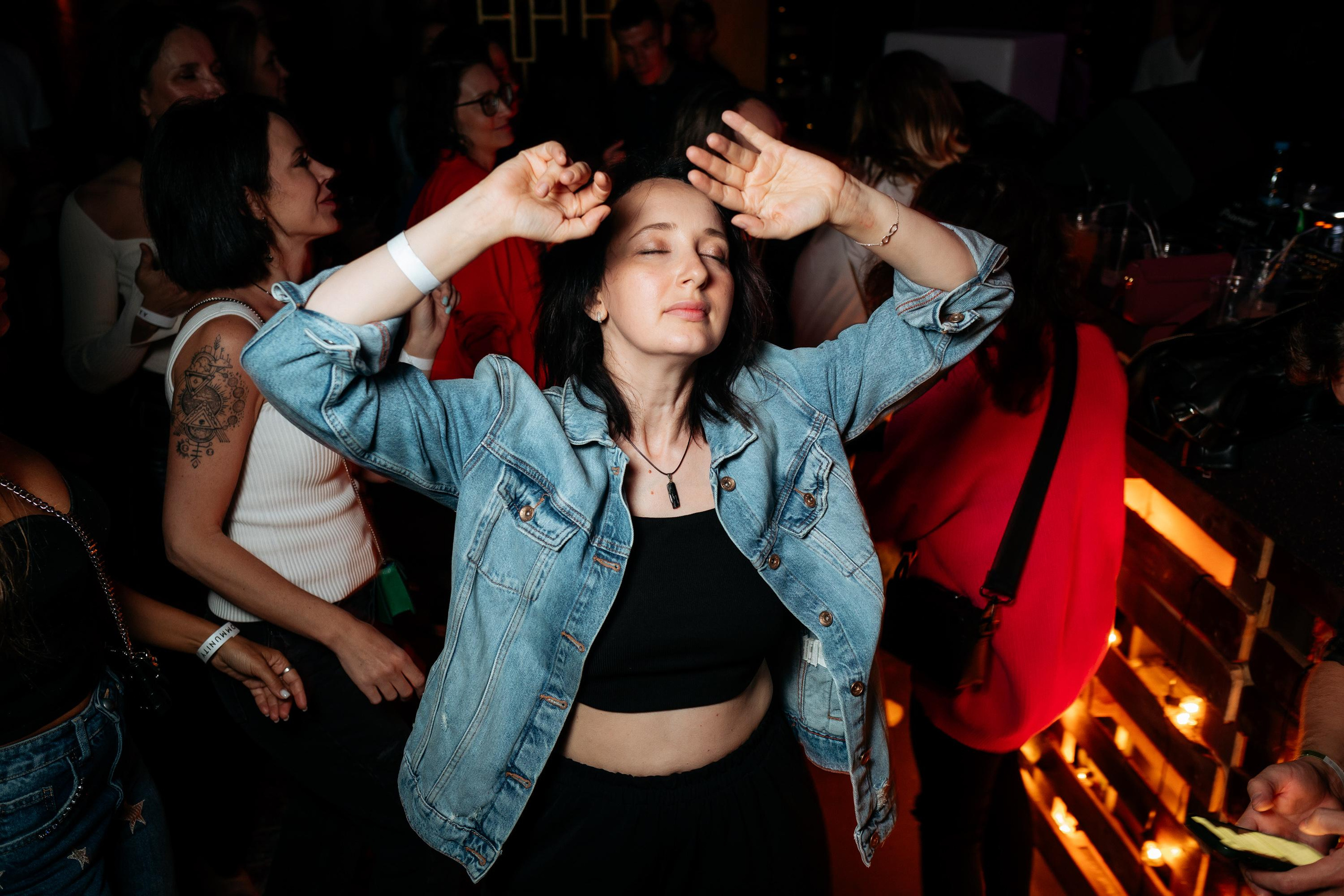 C O M M U N I T Y [ONE YEAR]. СВОИ. ФОТООТЧЕТЫ-СОБЫТИЯ-МЕСТА