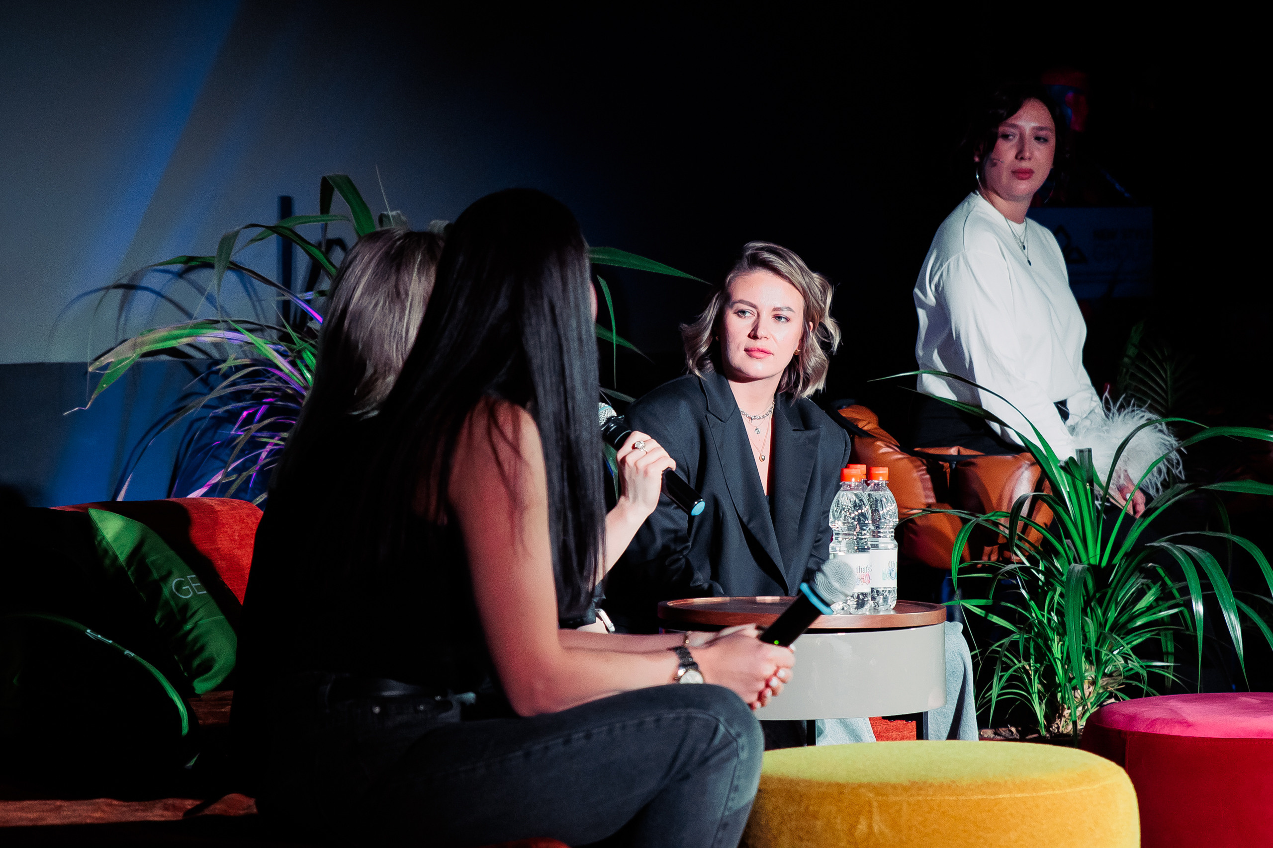 КОНФА. СВОИ. ФОТООТЧЕТЫ-СОБЫТИЯ-МЕСТА