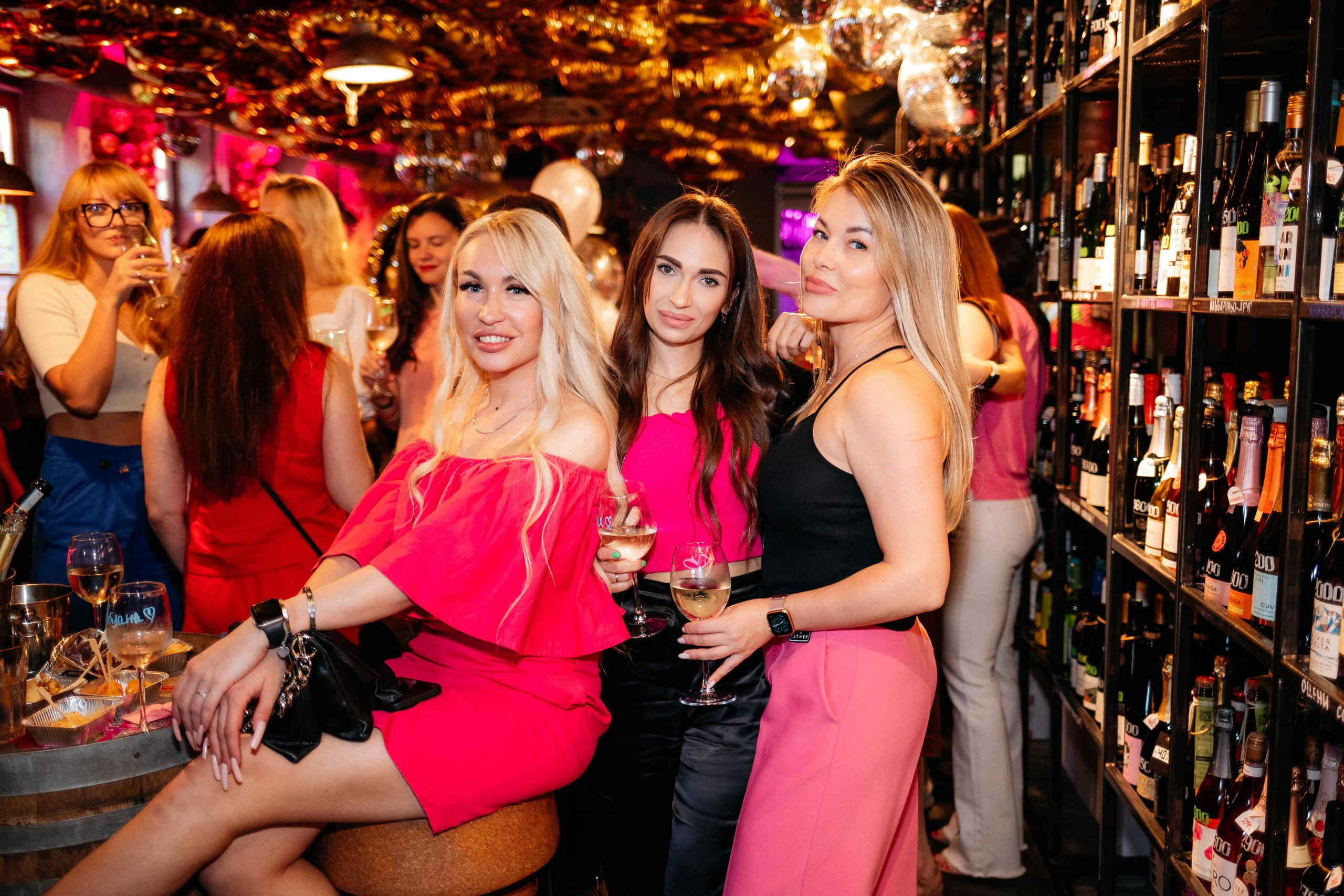 ВИНОТЕКА БАР х МАГАЗ [2 ГОДА]. СВОИ. ФОТООТЧЕТЫ-СОБЫТИЯ-МЕСТА