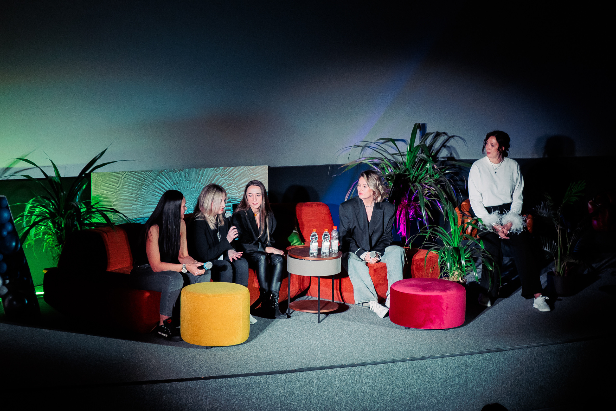 КОНФА. СВОИ. ФОТООТЧЕТЫ-СОБЫТИЯ-МЕСТА