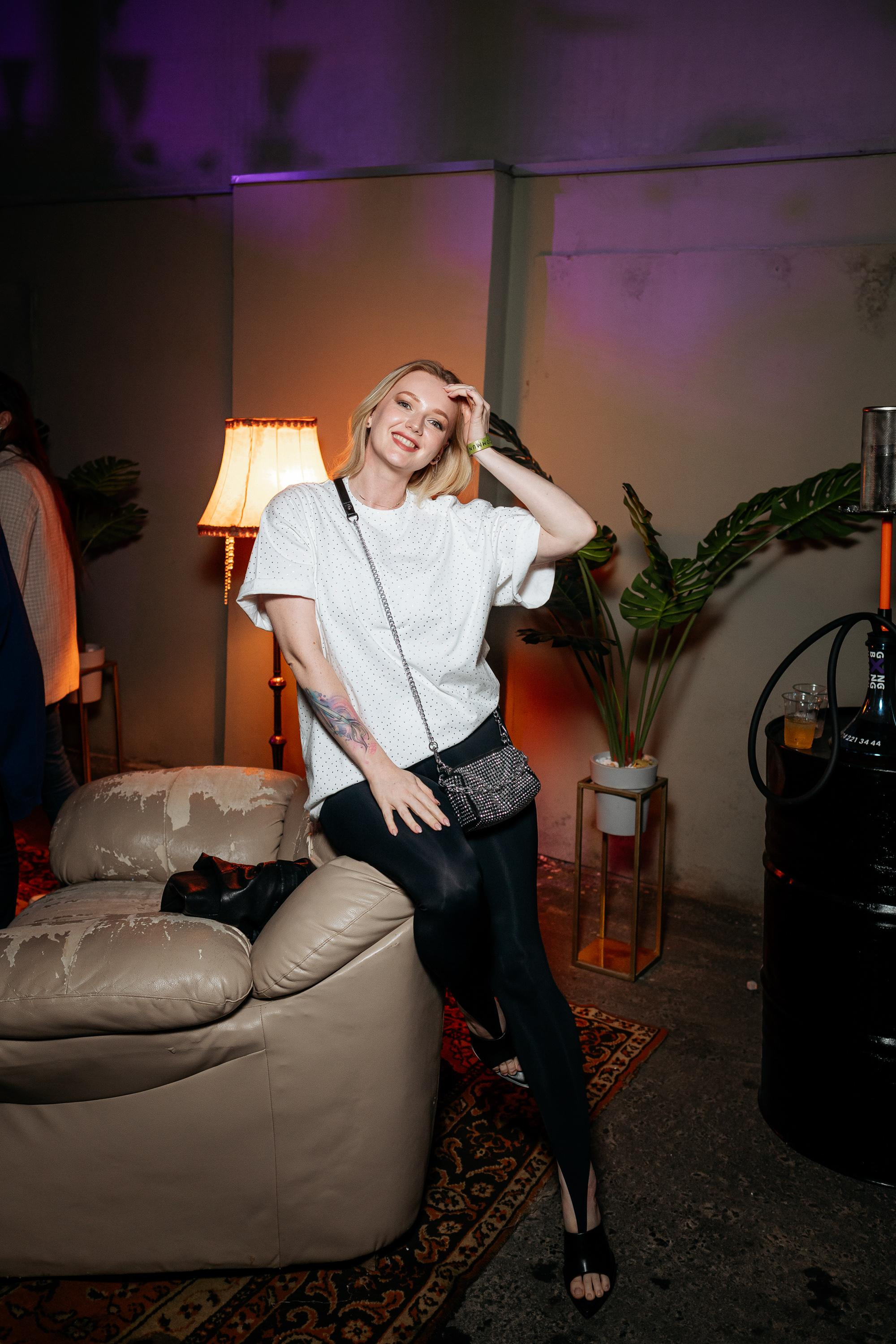 C O M M U N I T Y [ONE YEAR]. СВОИ. ФОТООТЧЕТЫ-СОБЫТИЯ-МЕСТА