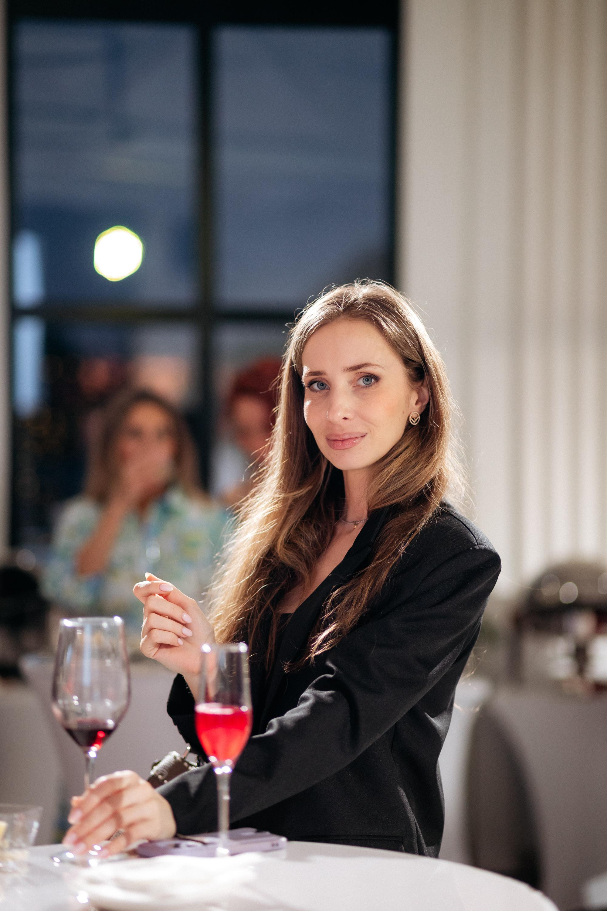 UNIKEI STORIES. СВОИ. ФОТООТЧЕТЫ-СОБЫТИЯ-МЕСТА