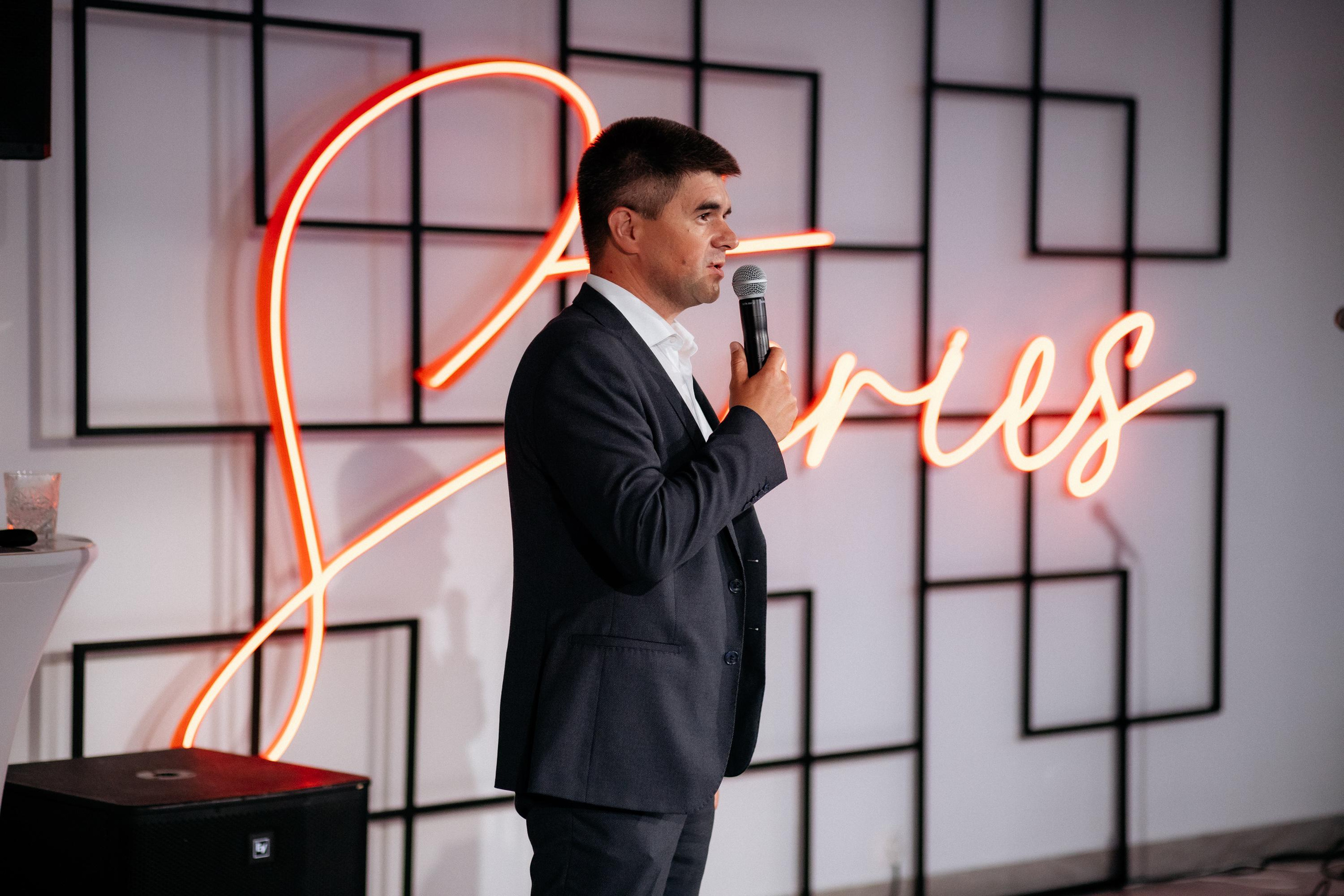 UNIKEI STORIES. СВОИ. ФОТООТЧЕТЫ-СОБЫТИЯ-МЕСТА