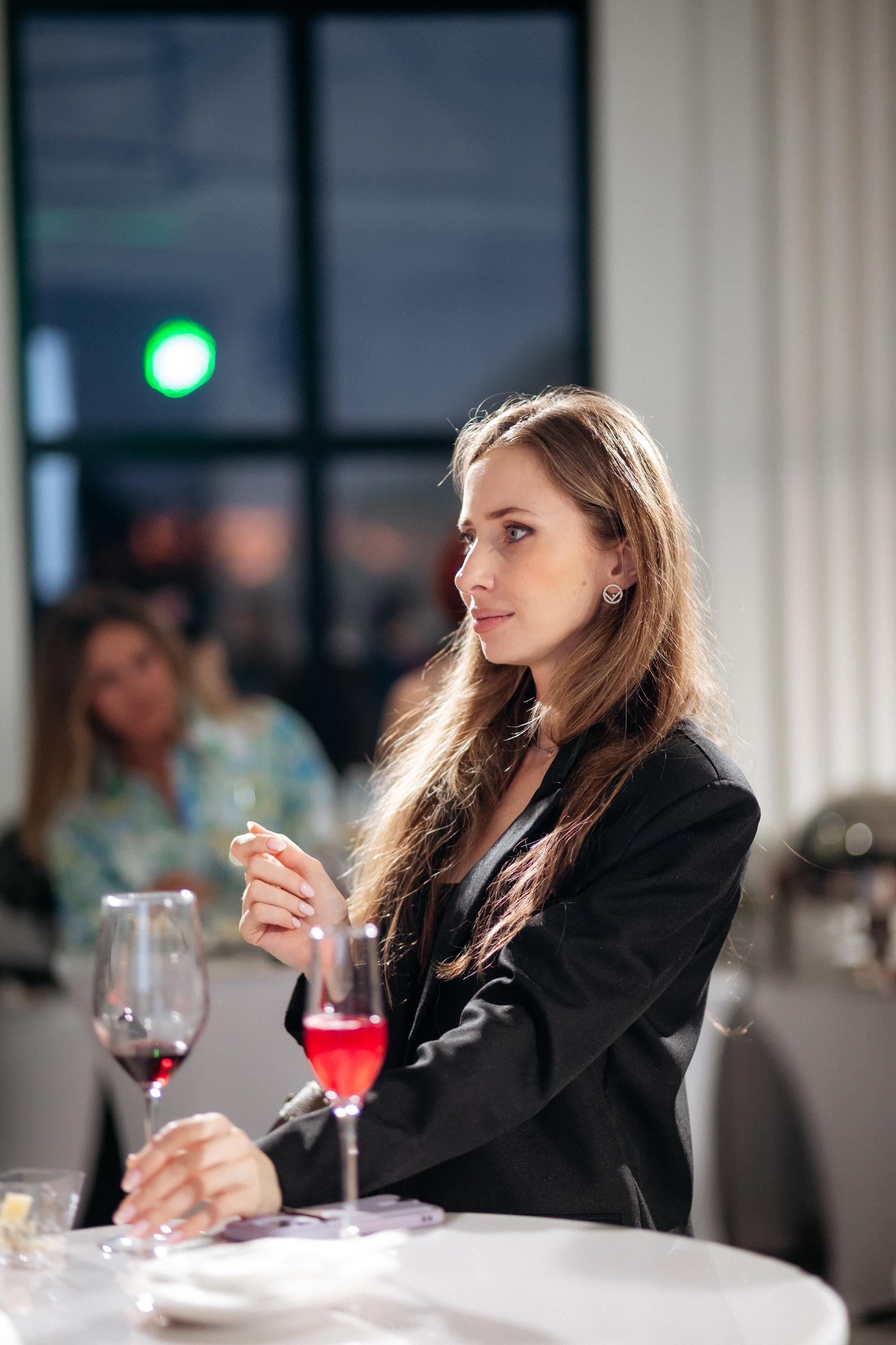 UNIKEI STORIES. СВОИ. ФОТООТЧЕТЫ-СОБЫТИЯ-МЕСТА