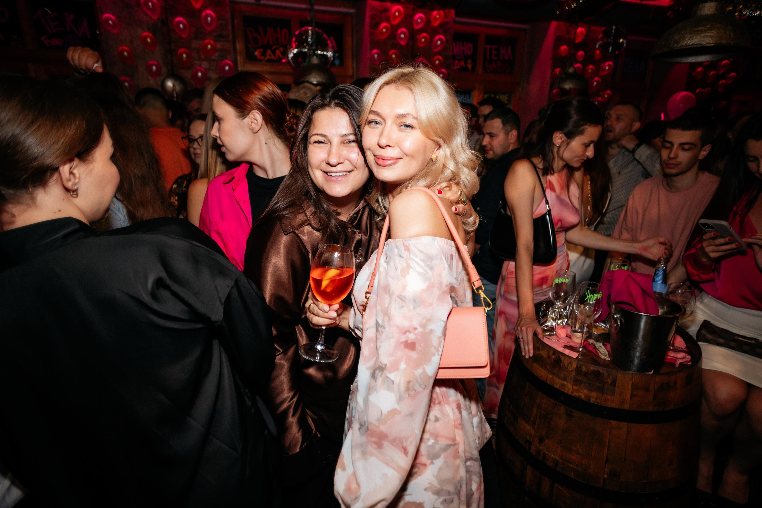 ВИНОТЕКА БАР х МАГАЗ [2 ГОДА]. СВОИ. ФОТООТЧЕТЫ-СОБЫТИЯ-МЕСТА