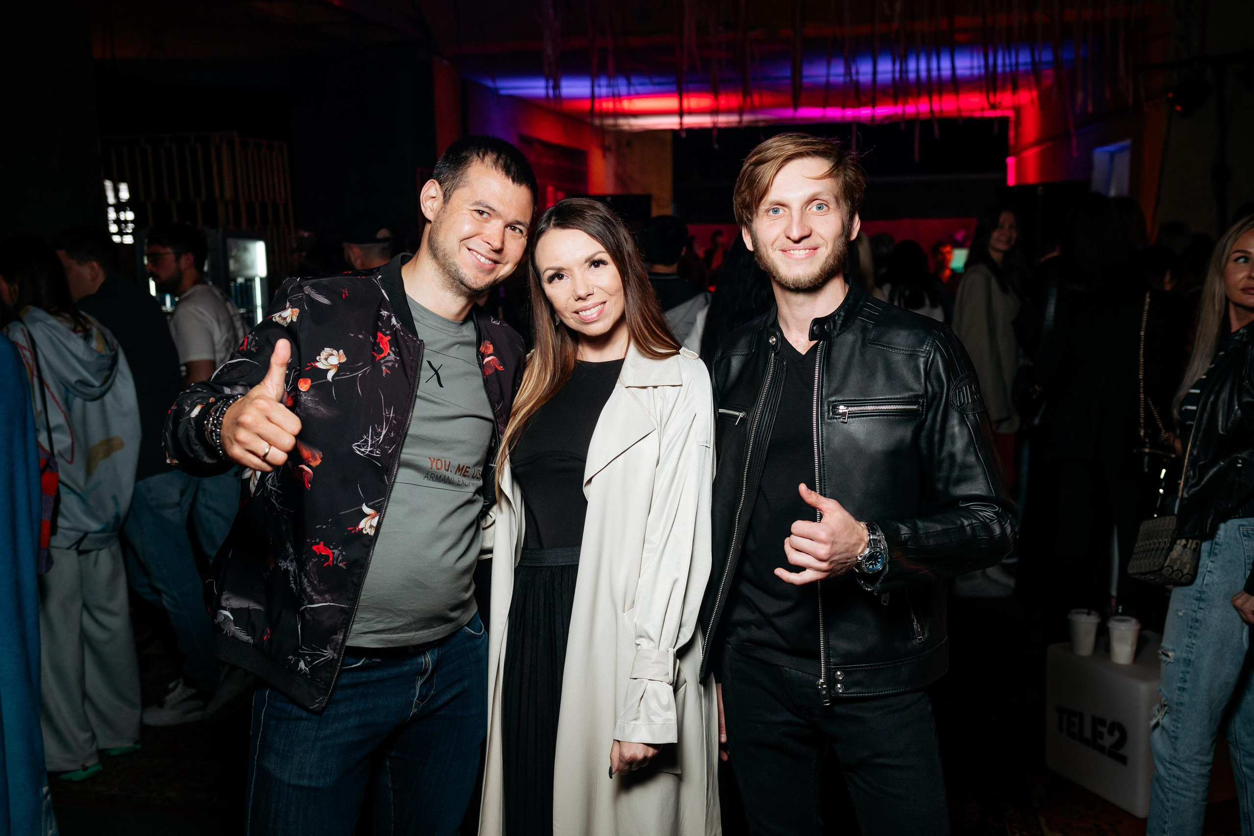 C O M M U N I T Y [ONE YEAR]. СВОИ. ФОТООТЧЕТЫ-СОБЫТИЯ-МЕСТА