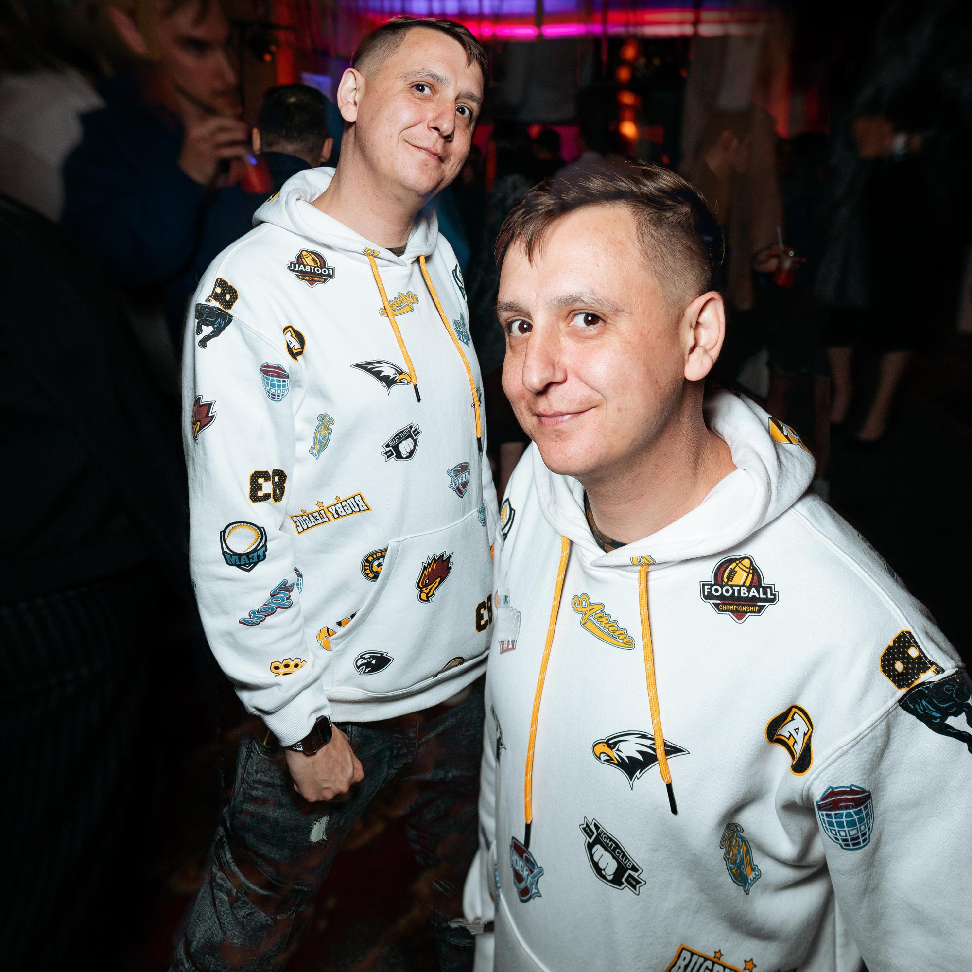 C O M M U N I T Y [ONE YEAR]. СВОИ. ФОТООТЧЕТЫ-СОБЫТИЯ-МЕСТА