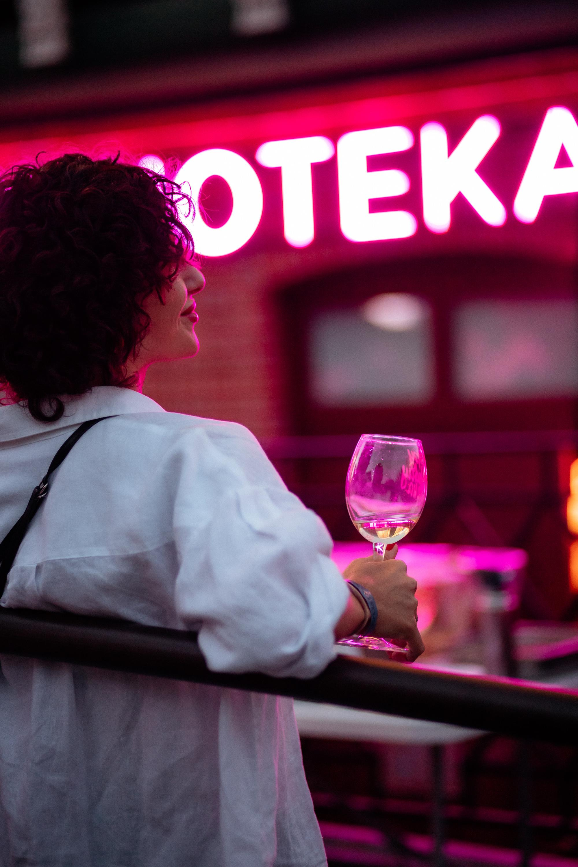 ВИНОТЕКА БАР х МАГАЗ [2 ГОДА]. СВОИ. ФОТООТЧЕТЫ-СОБЫТИЯ-МЕСТА