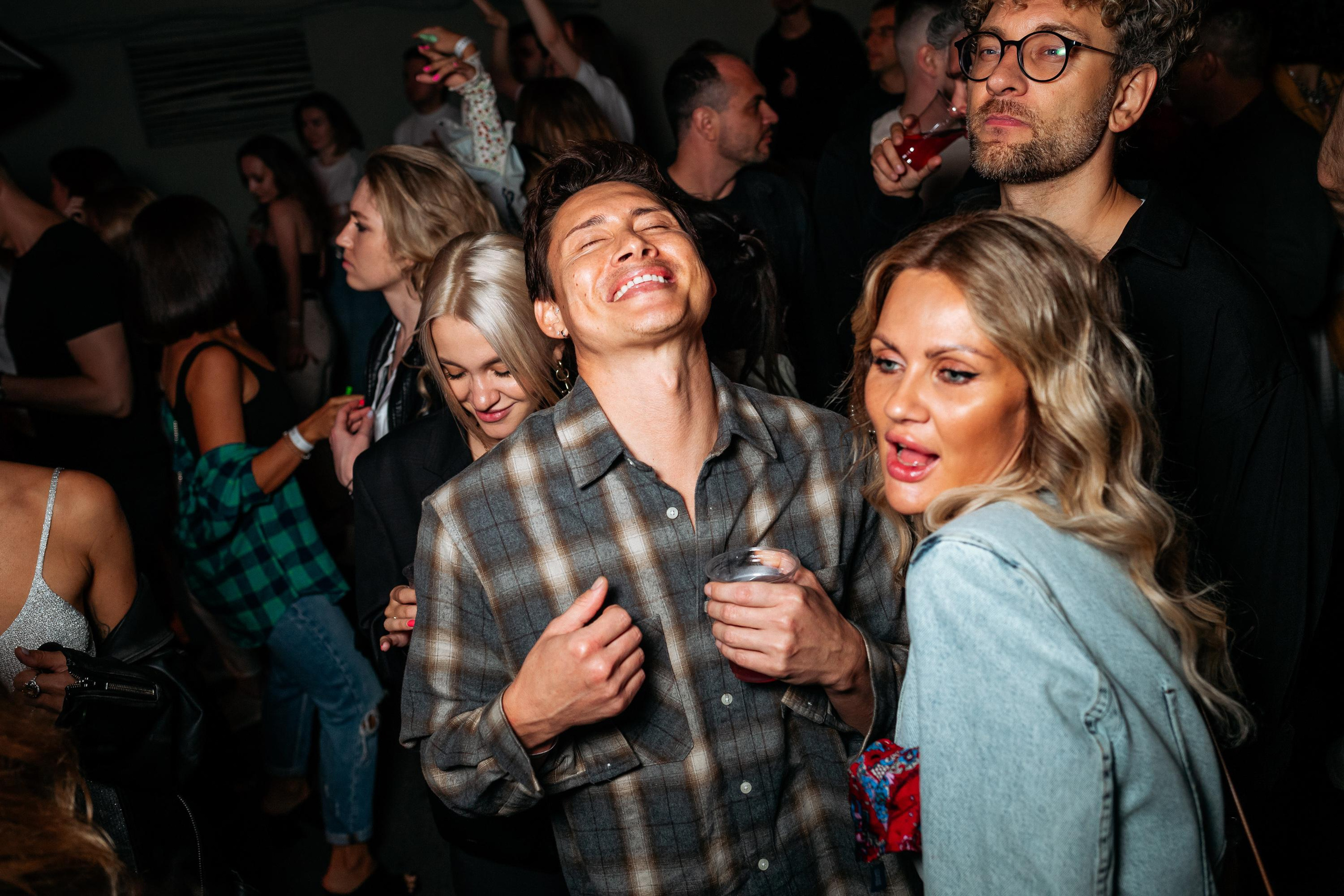 C O M M U N I T Y [ONE YEAR]. СВОИ. ФОТООТЧЕТЫ-СОБЫТИЯ-МЕСТА