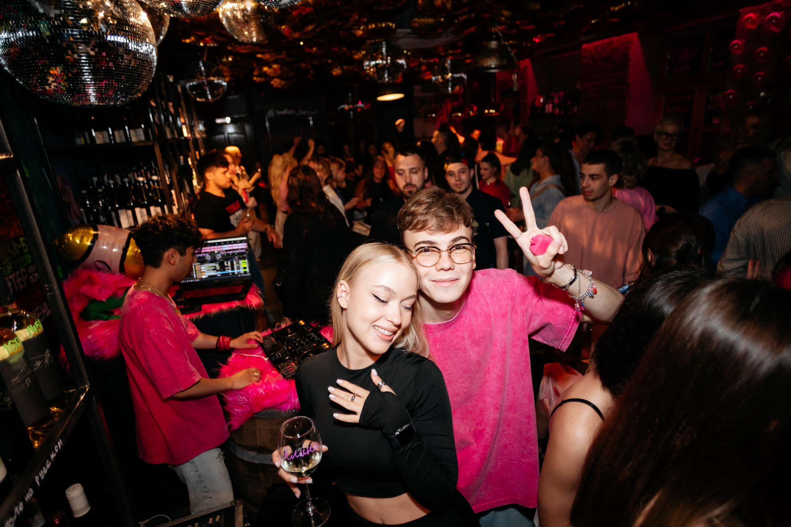 ВИНОТЕКА БАР х МАГАЗ [2 ГОДА]. СВОИ. ФОТООТЧЕТЫ-СОБЫТИЯ-МЕСТА