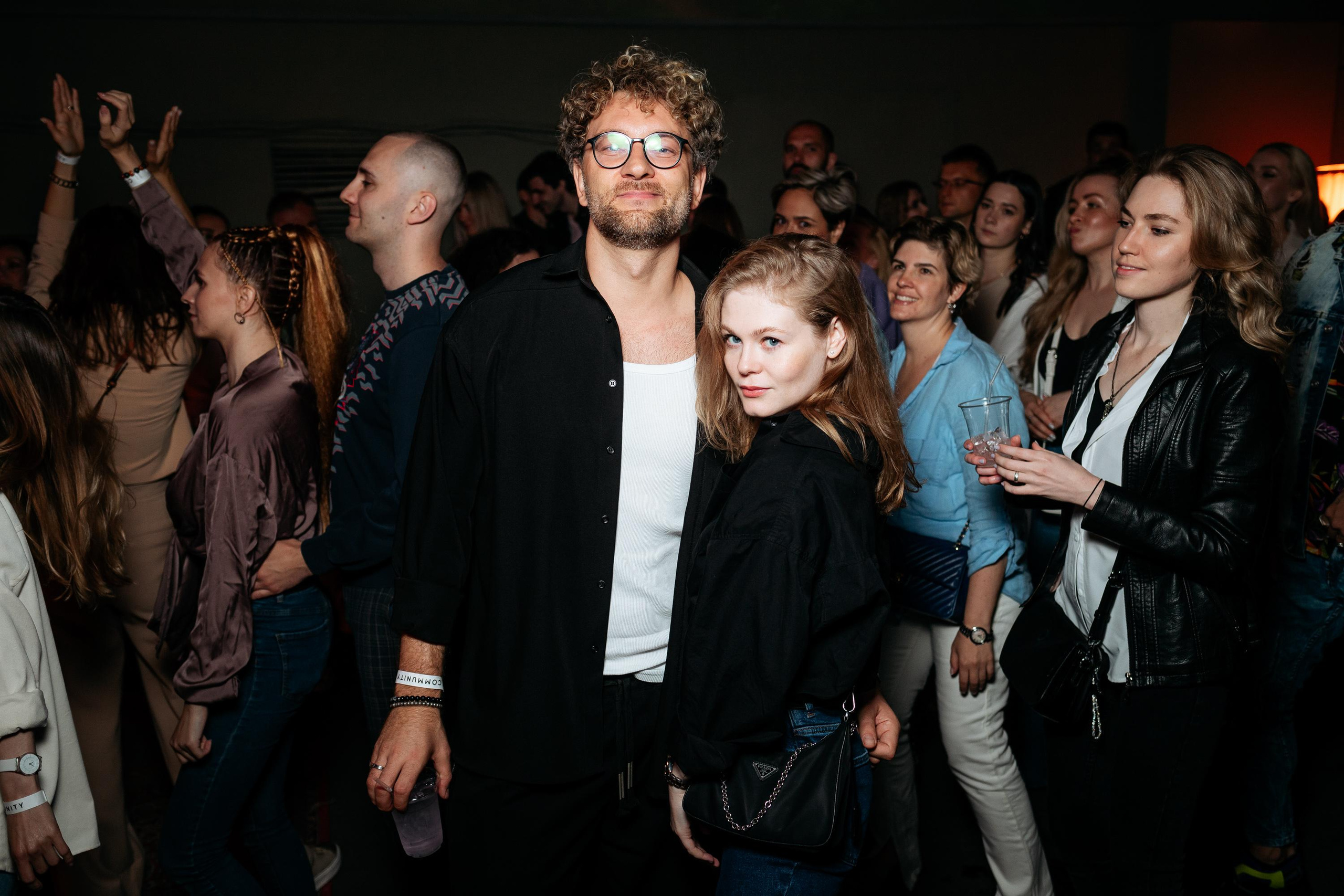 C O M M U N I T Y [ONE YEAR]. СВОИ. ФОТООТЧЕТЫ-СОБЫТИЯ-МЕСТА