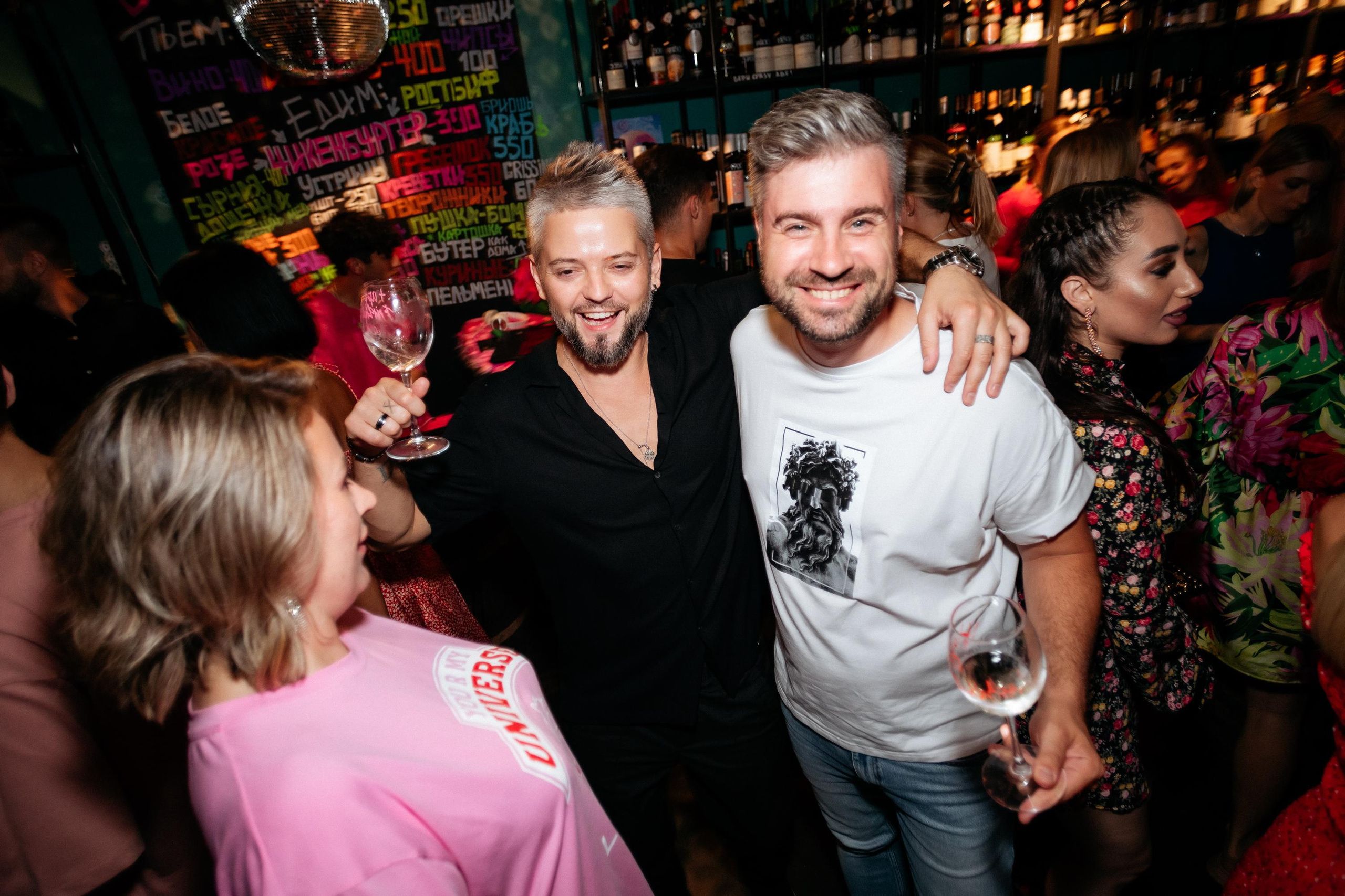 ВИНОТЕКА БАР х МАГАЗ [2 ГОДА]. СВОИ. ФОТООТЧЕТЫ-СОБЫТИЯ-МЕСТА