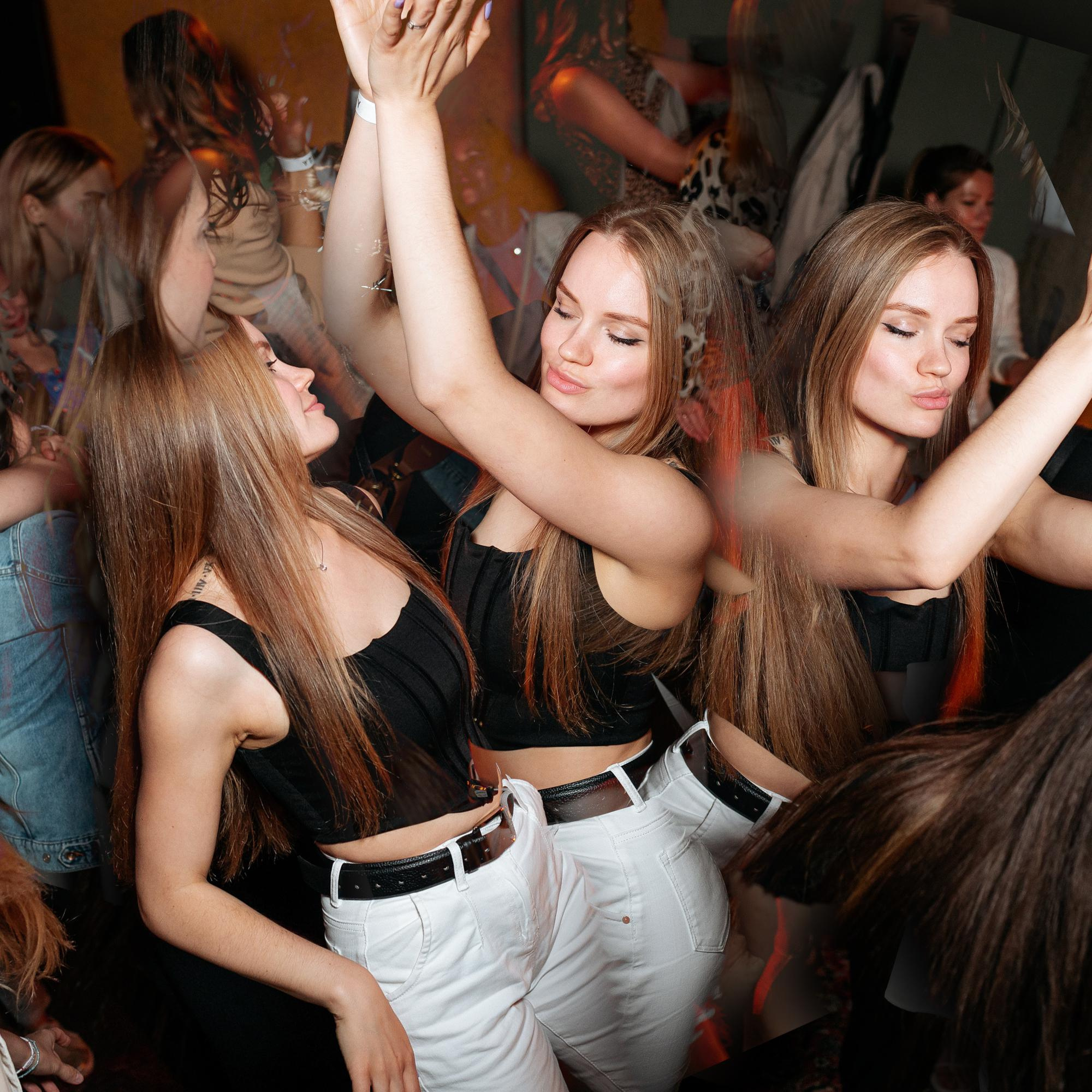 C O M M U N I T Y [ONE YEAR]. СВОИ. ФОТООТЧЕТЫ-СОБЫТИЯ-МЕСТА