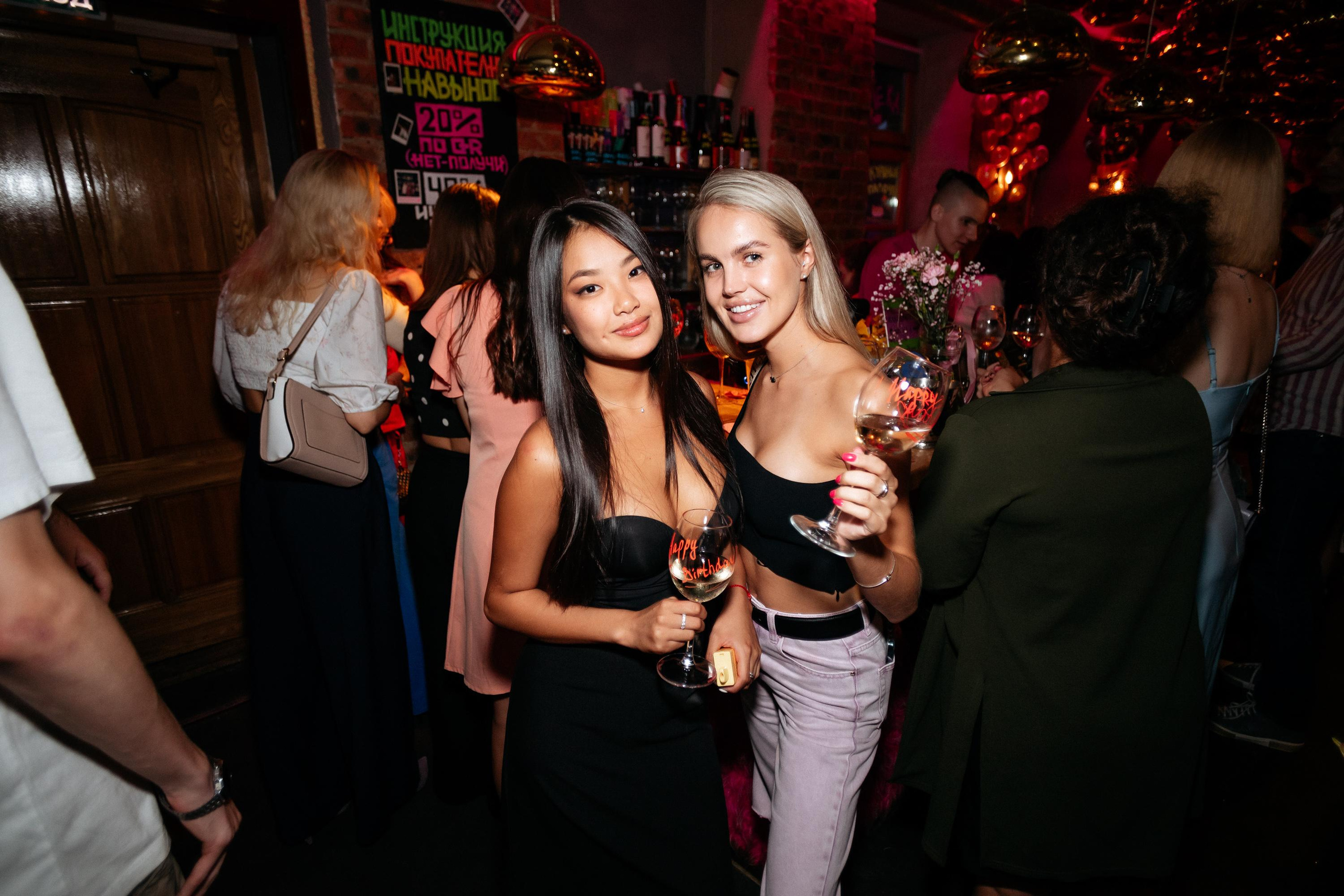 ВИНОТЕКА БАР х МАГАЗ [2 ГОДА]. СВОИ. ФОТООТЧЕТЫ-СОБЫТИЯ-МЕСТА