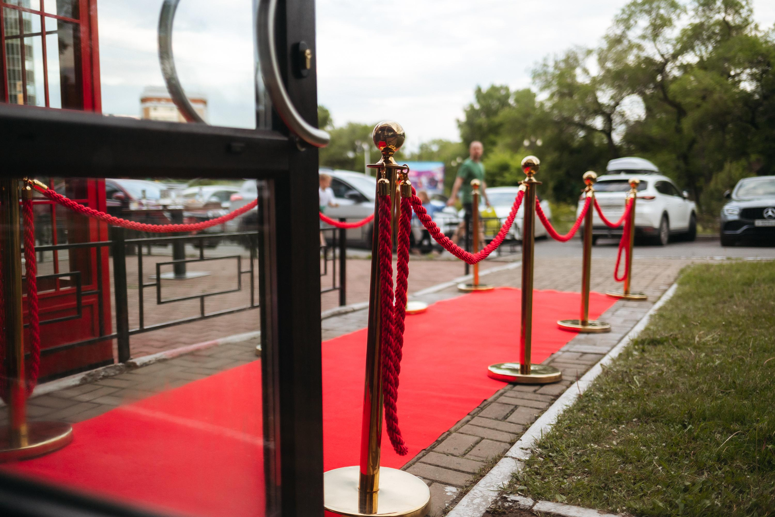 Mr. DUBLIN [Официальное открытие]. СВОИ. ФОТООТЧЕТЫ-СОБЫТИЯ-МЕСТА