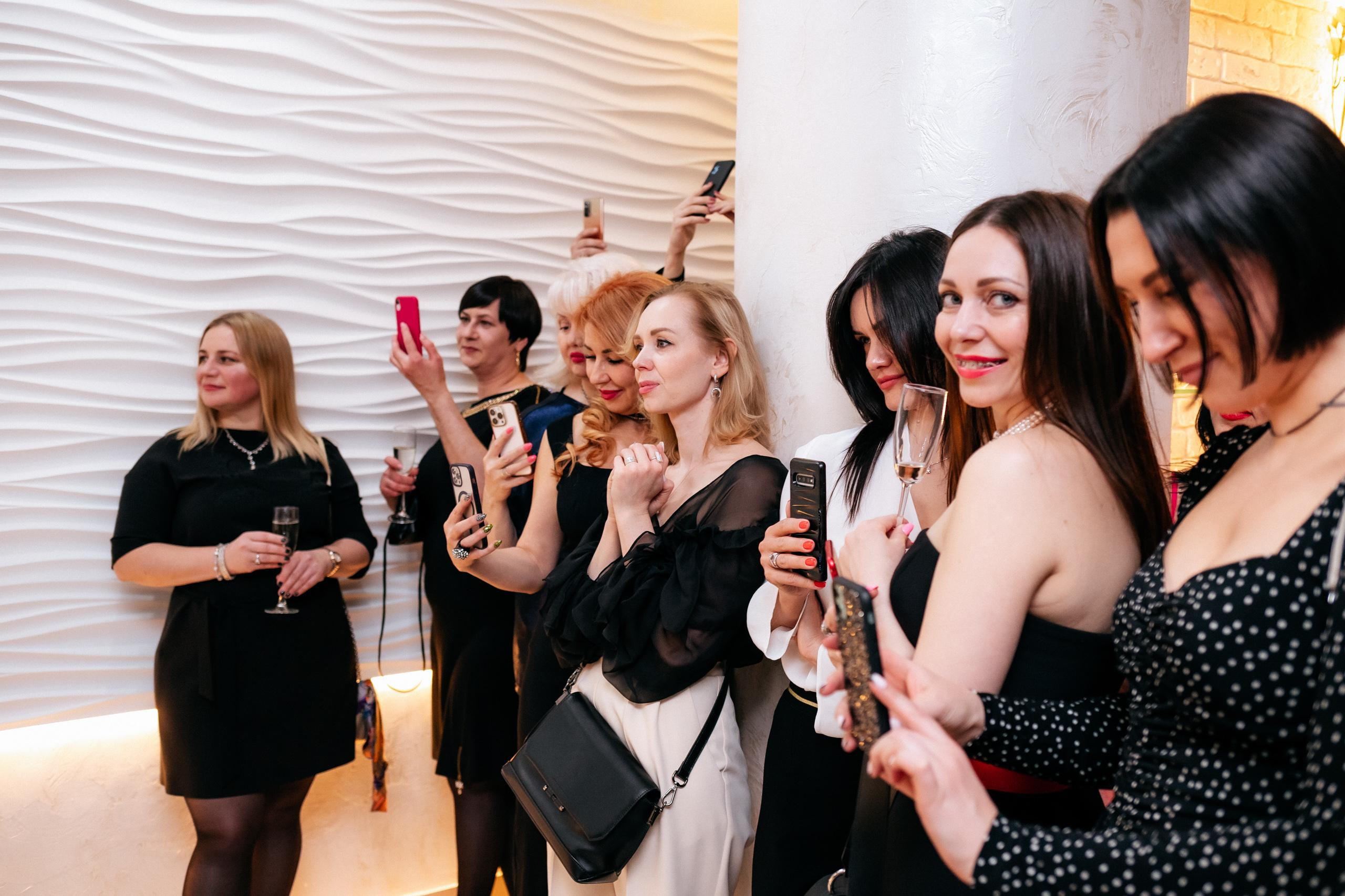 НАСЛАЖДЕНИЕ [FASHION PARTY]. СВОИ. ФОТООТЧЕТЫ-СОБЫТИЯ-МЕСТА