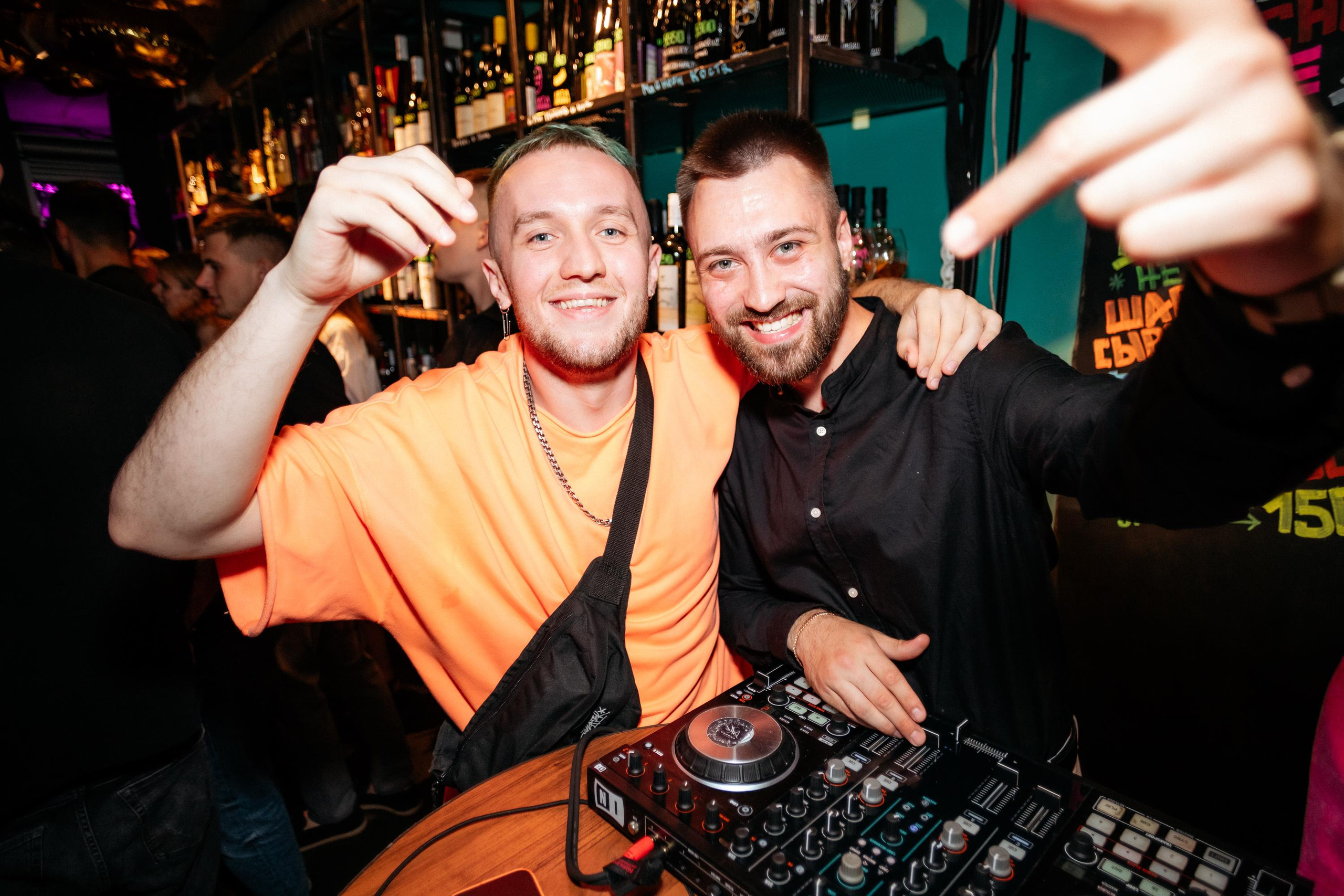 ВИНОТЕКА БАР х МАГАЗ [2 ГОДА]. СВОИ. ФОТООТЧЕТЫ-СОБЫТИЯ-МЕСТА