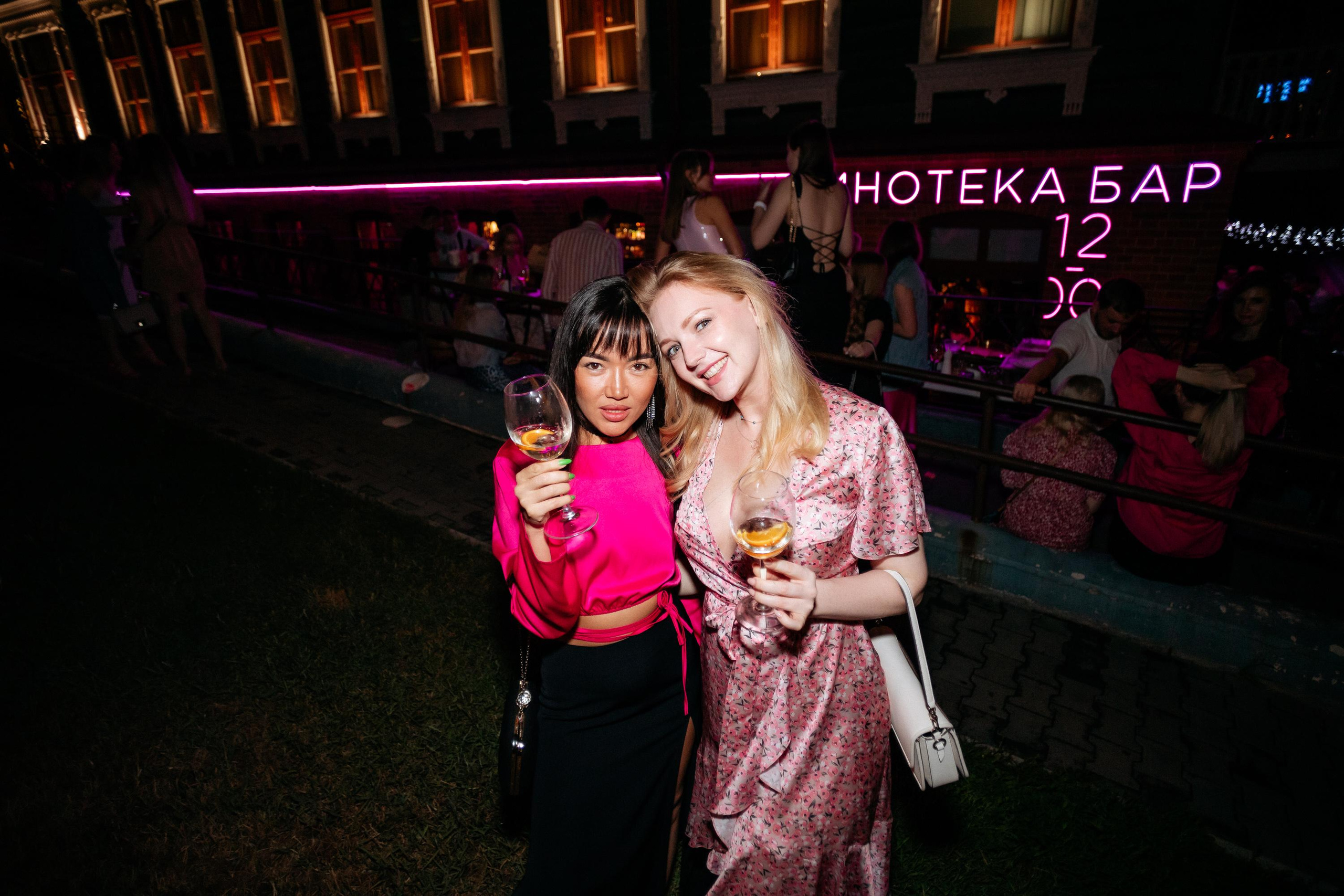 ВИНОТЕКА БАР х МАГАЗ [2 ГОДА]. СВОИ. ФОТООТЧЕТЫ-СОБЫТИЯ-МЕСТА