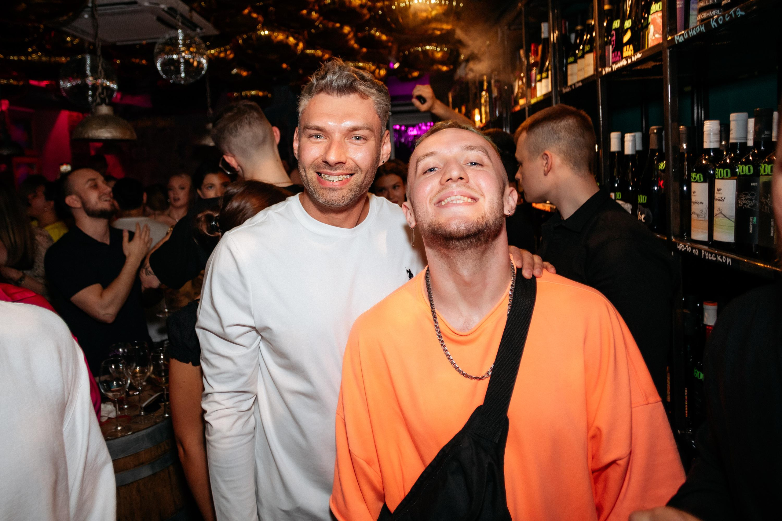 ВИНОТЕКА БАР х МАГАЗ [2 ГОДА]. СВОИ. ФОТООТЧЕТЫ-СОБЫТИЯ-МЕСТА