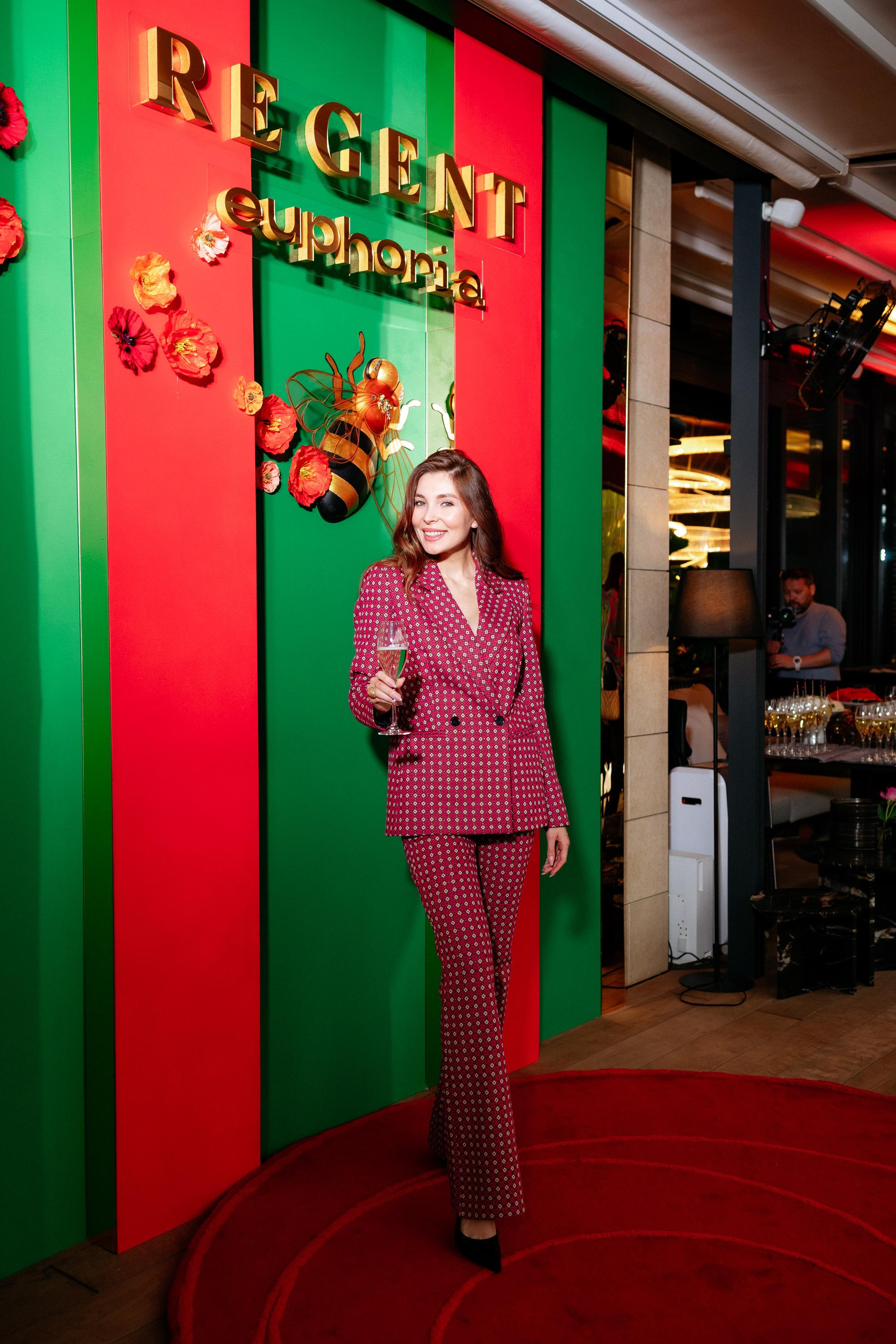 Euphoria [открытие террасы InLove by REGENT]. СВОИ. ФОТООТЧЕТЫ-СОБЫТИЯ-МЕСТА