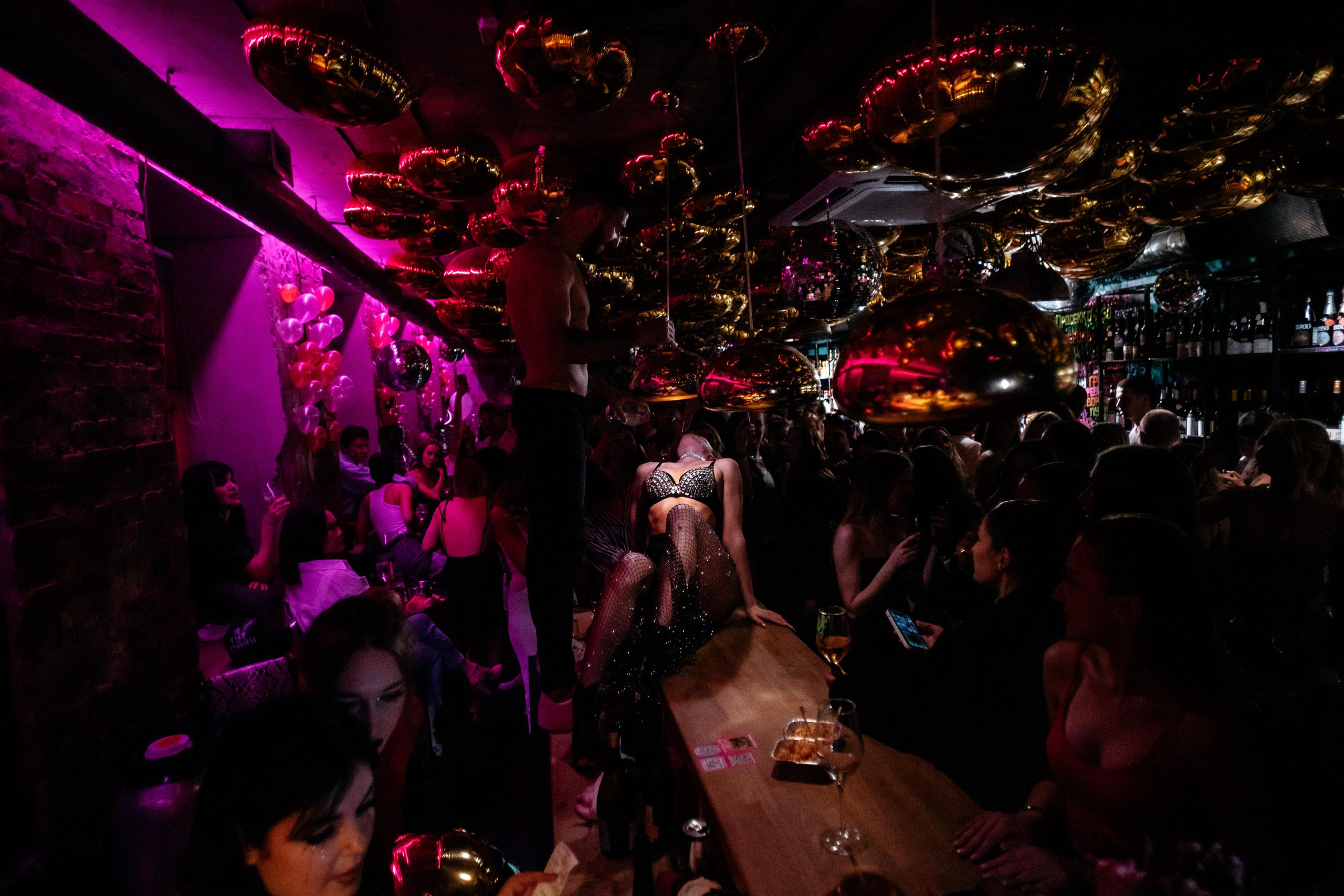 ВИНОТЕКА БАР х МАГАЗ [2 ГОДА]. СВОИ. ФОТООТЧЕТЫ-СОБЫТИЯ-МЕСТА