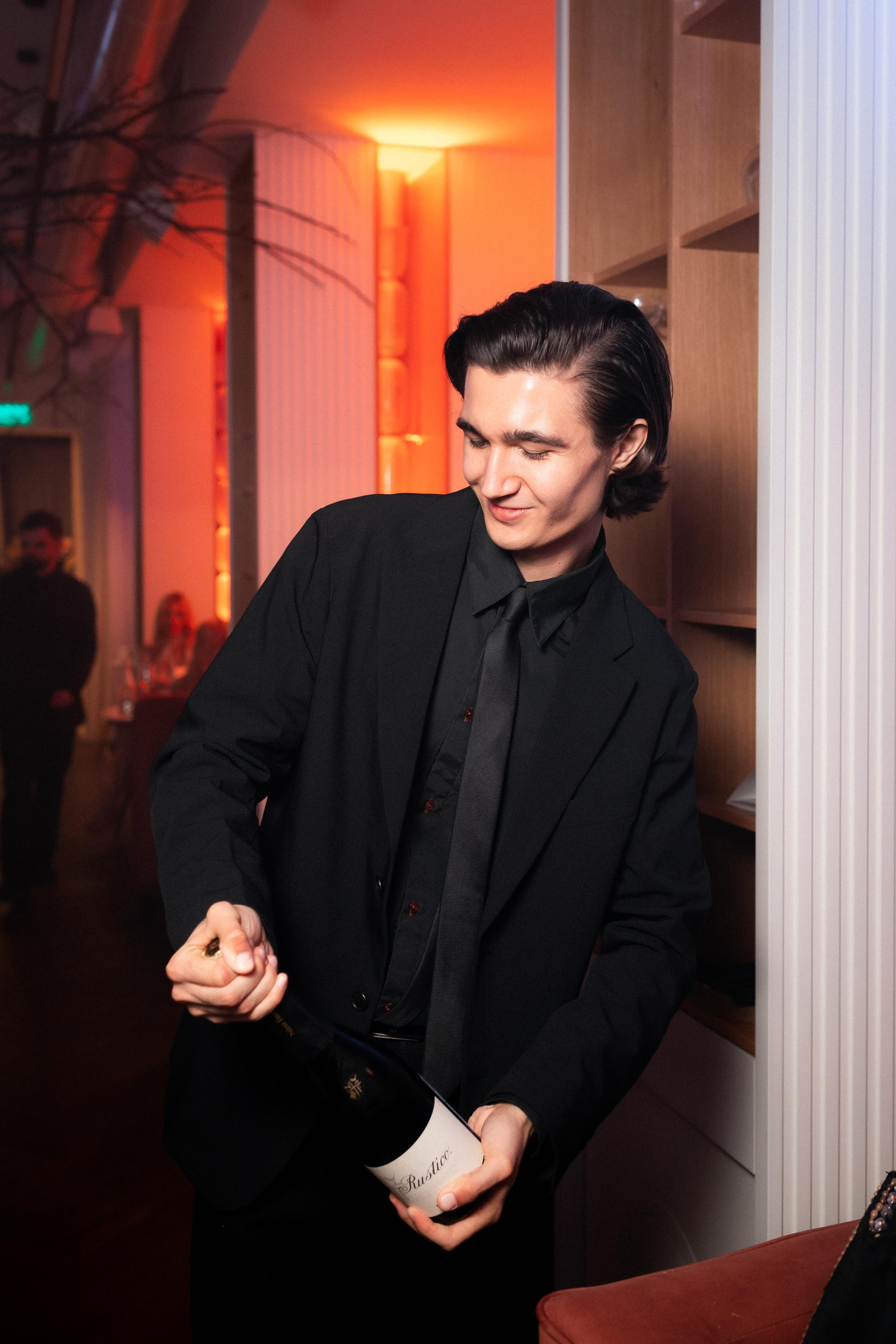 MAIN WINE [АМУРСКИЕ ПРЕДАНИЯ]. СВОИ. ФОТООТЧЕТЫ-СОБЫТИЯ-МЕСТА