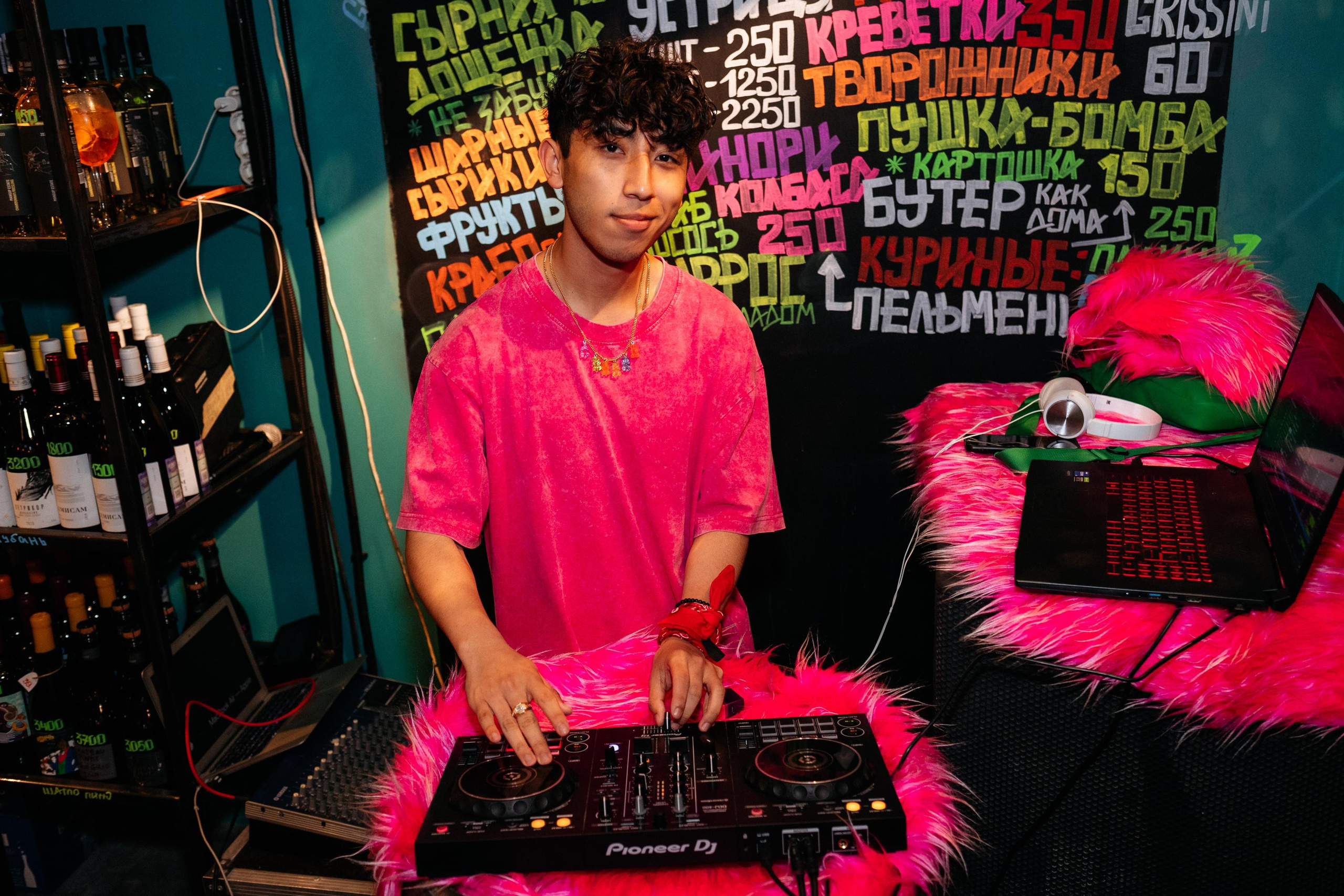 ВИНОТЕКА БАР х МАГАЗ [2 ГОДА]. СВОИ. ФОТООТЧЕТЫ-СОБЫТИЯ-МЕСТА